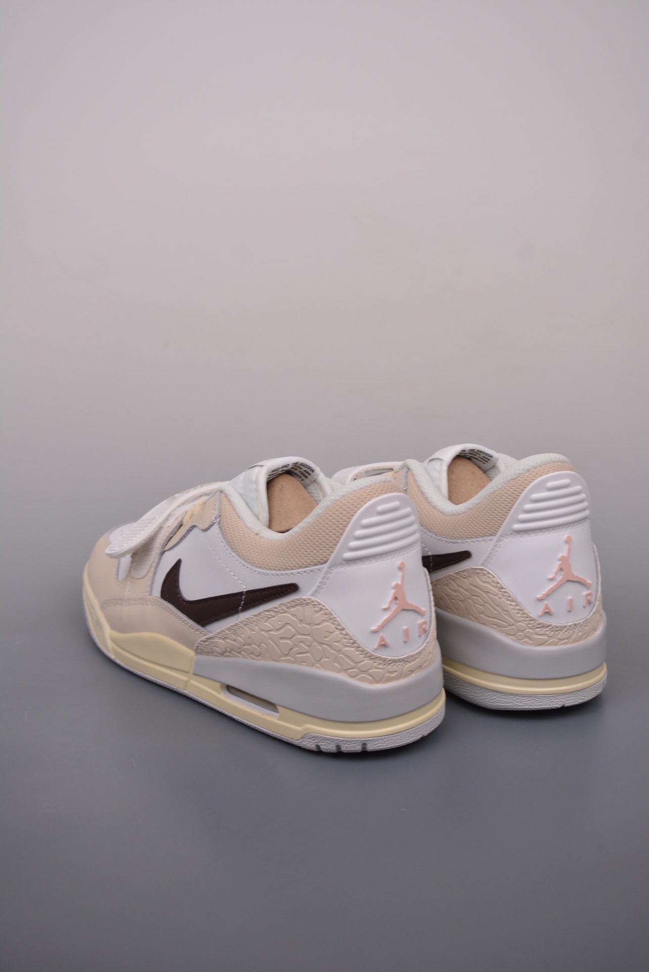 Air Jordan Legacy 312 Low GS Pink White HJ3483 101