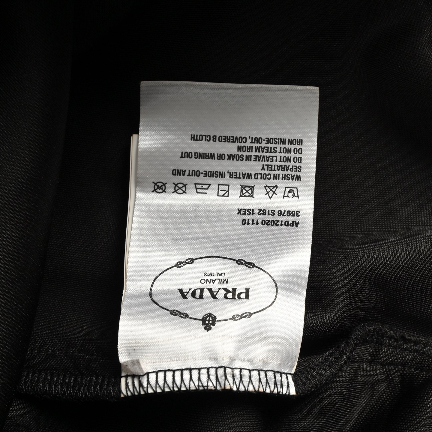 Prada 25ss triangle hem nylon patchwork pocket shorts