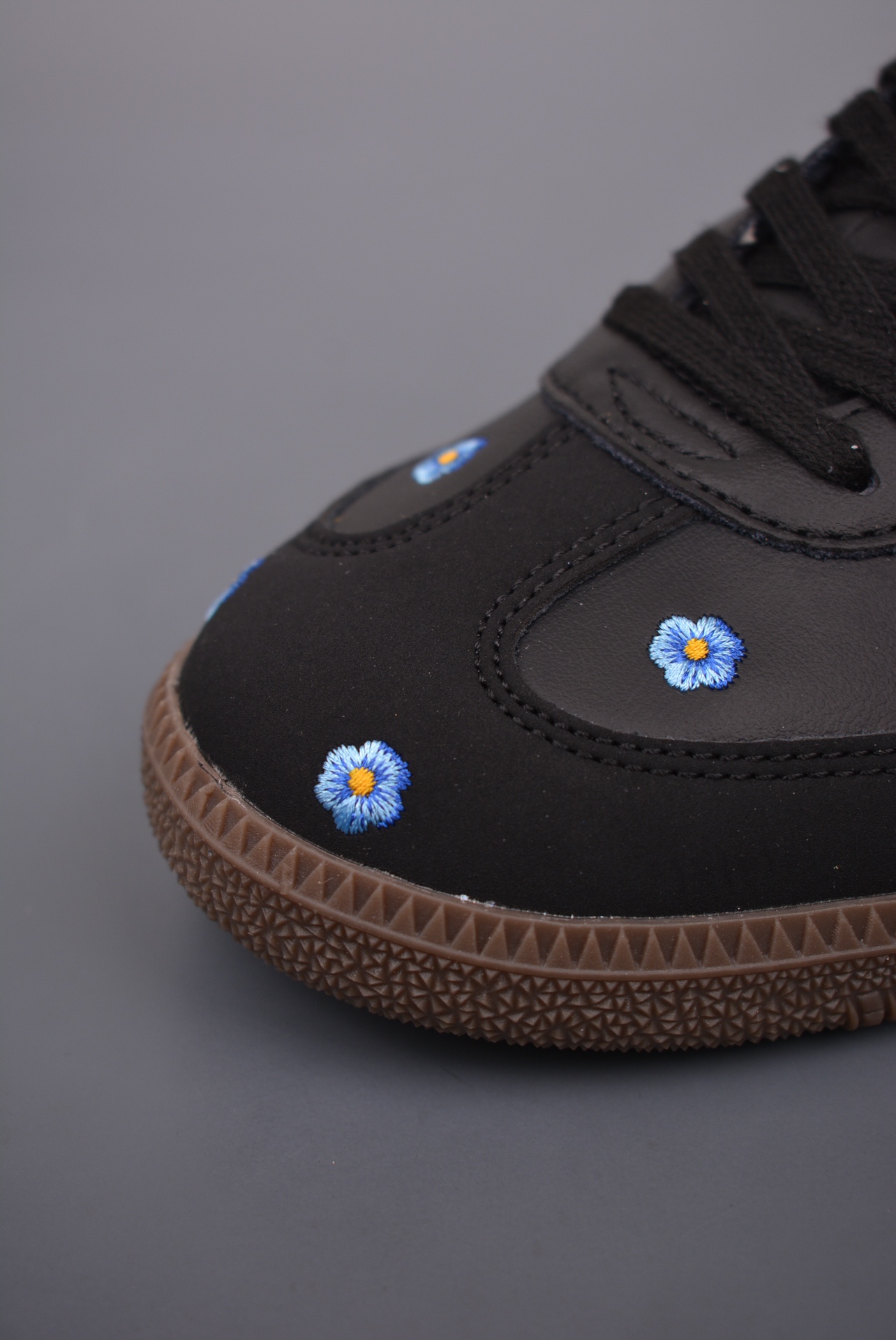 Adidas Wmns Originals Samba OG Black Embroidered Floral IF4397