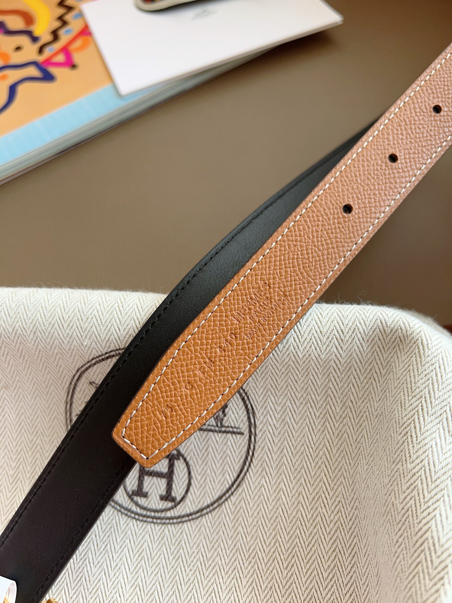 Hermès 2025 New Women's Double-Sided Belt 2.4cm Width