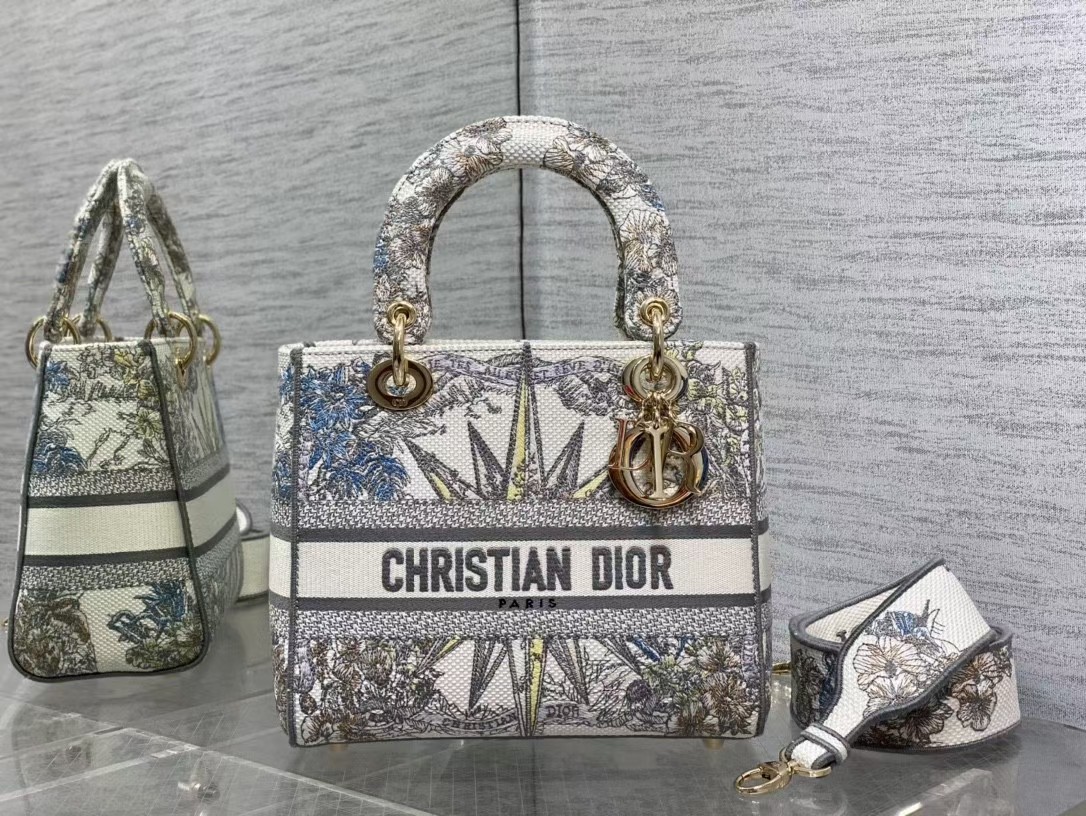 Dior CD Lady Embroidered Diana Bag 6605
