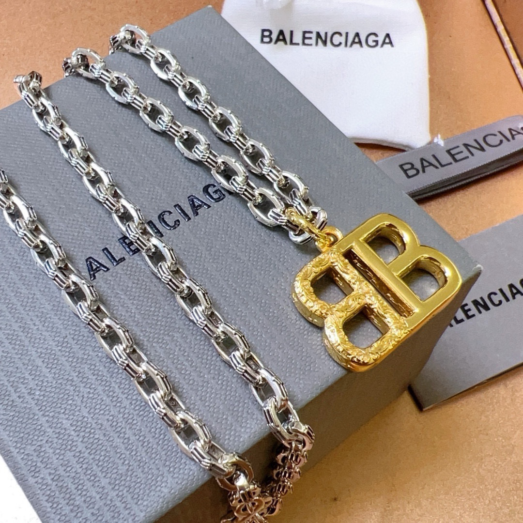 Balenciaga BB chain necklace