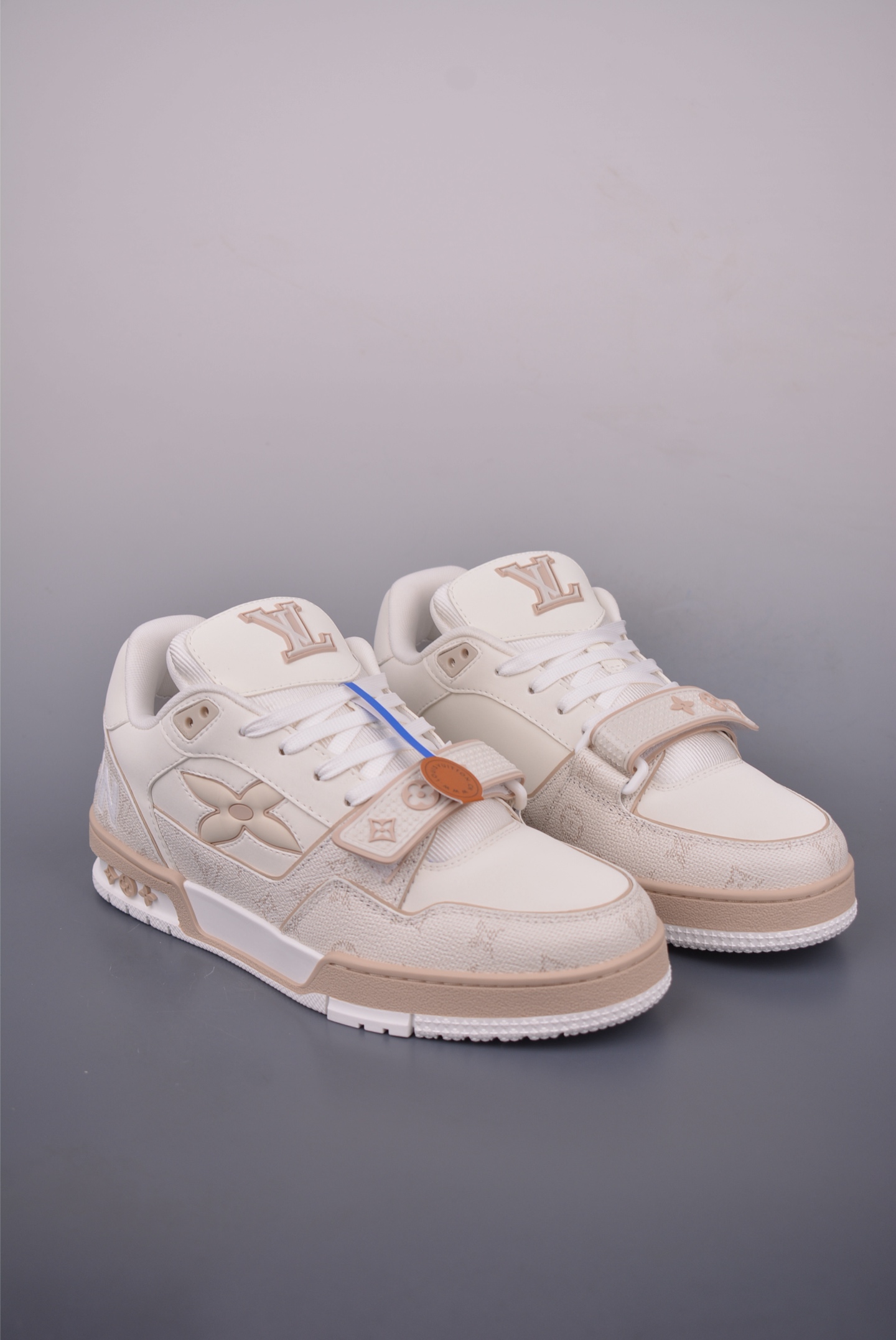 Louis Vuitton Archlight Sneakers 
