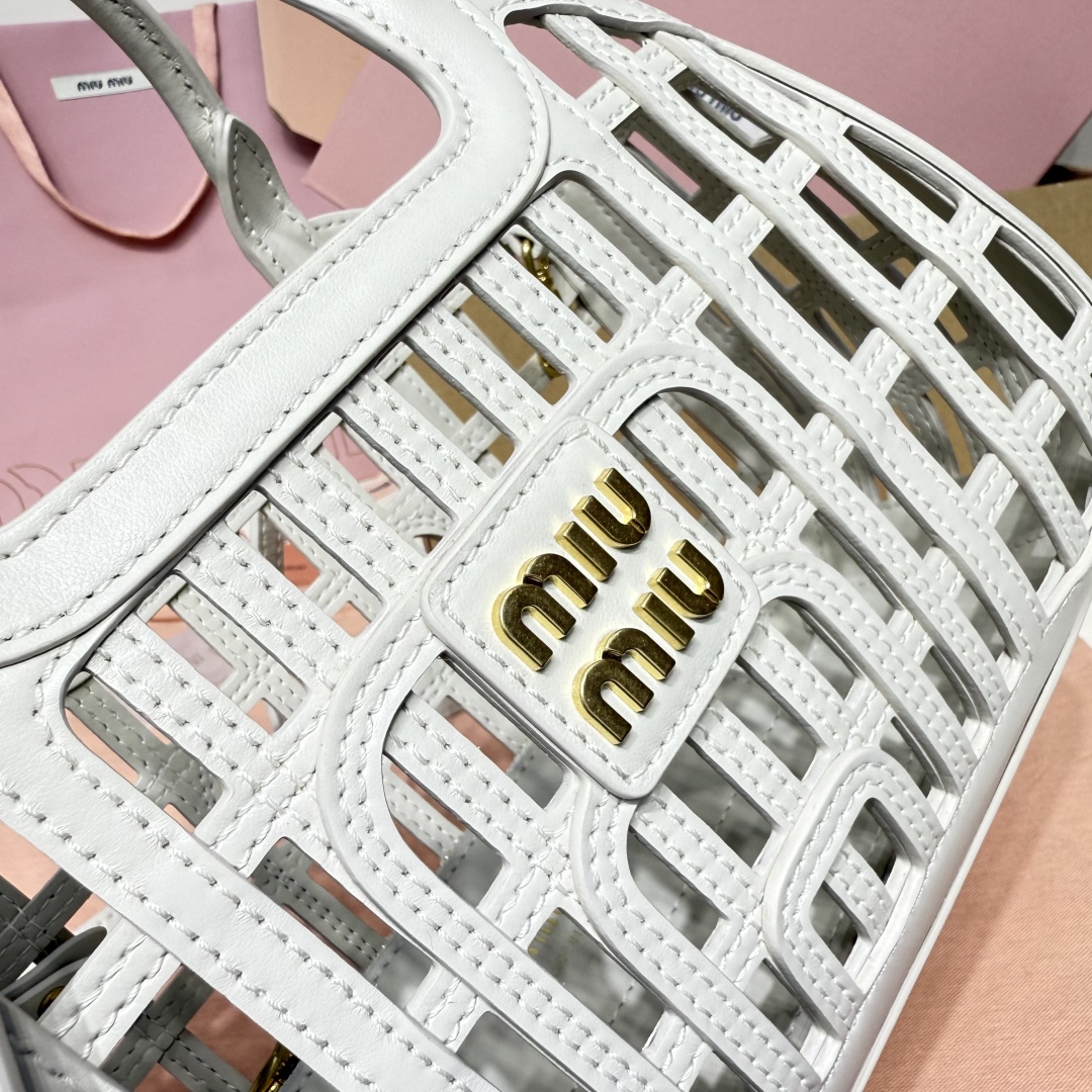 Miu Miu Naa leather bag 5BA294