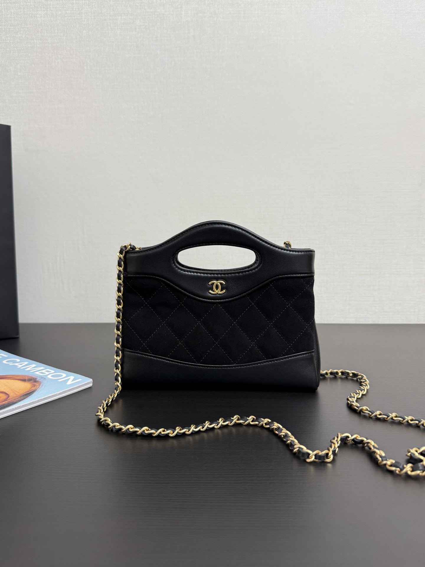 Chanel 25P 31 series bag mini 99339