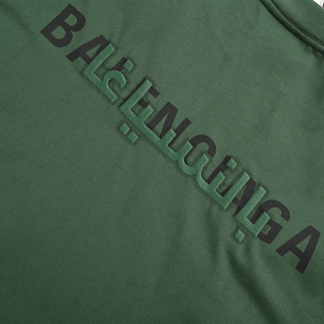 Balenciaga 24ss Latin letters overlapping embroidered short sleeves