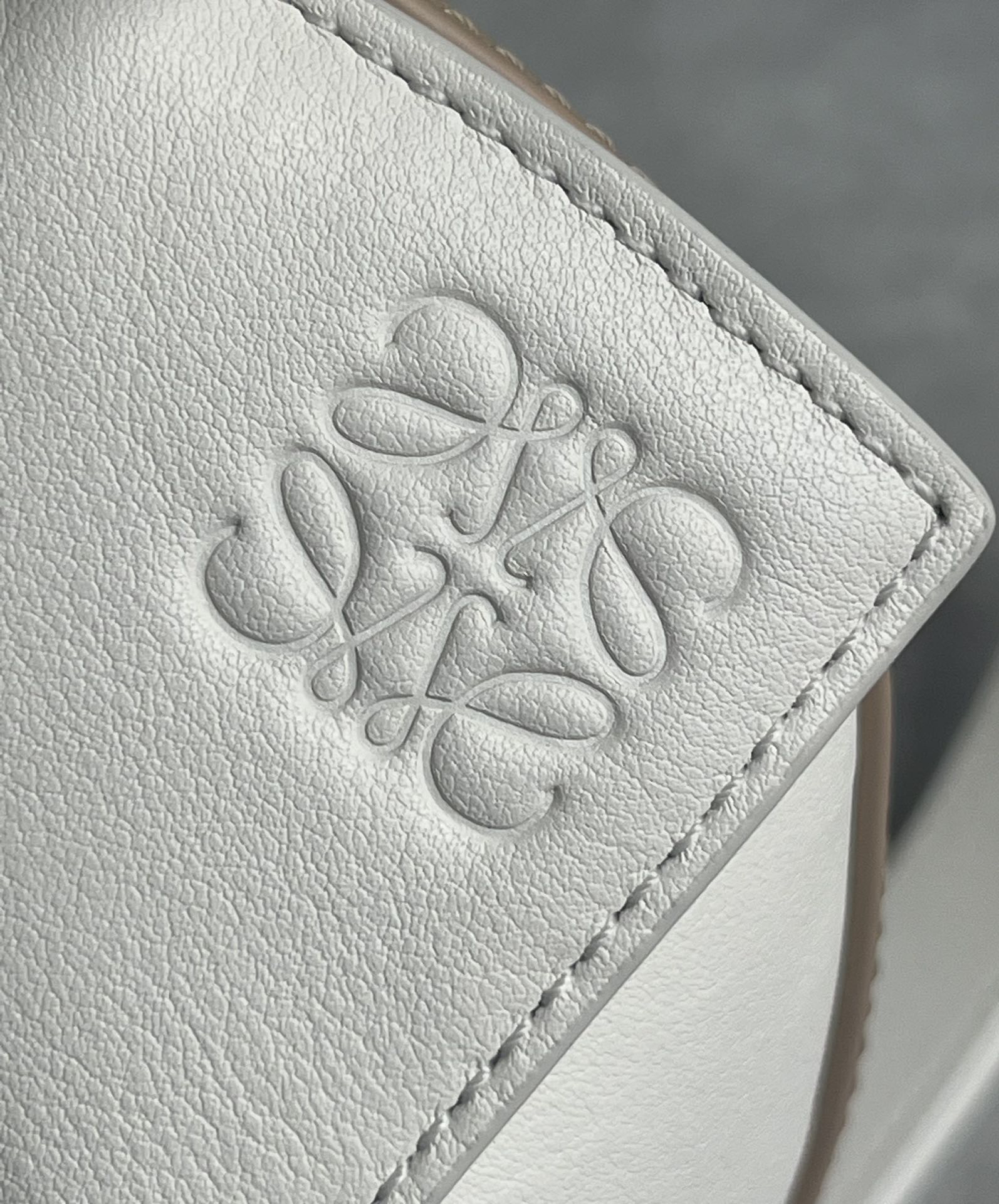 Loewe suede colorblocked zzle bag 0681