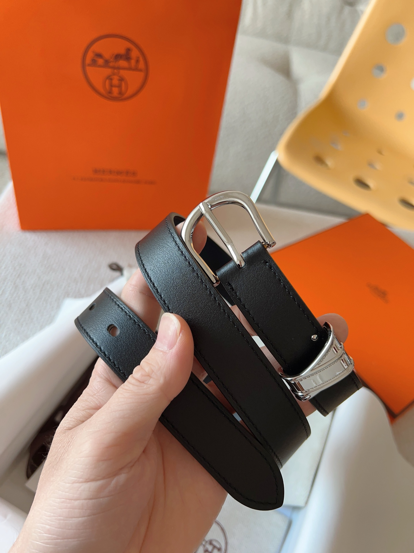 Hermès Women's Calfskin Double-Sided Pin Buckle Belt 2.4cm Width
