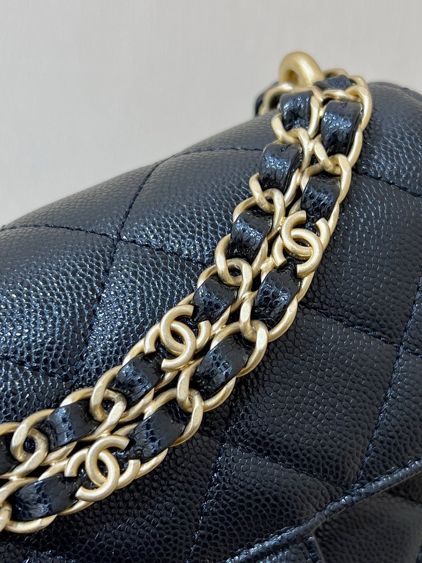 Chanel 25P Spring/Summer Preview Series Chain Bag AS5240