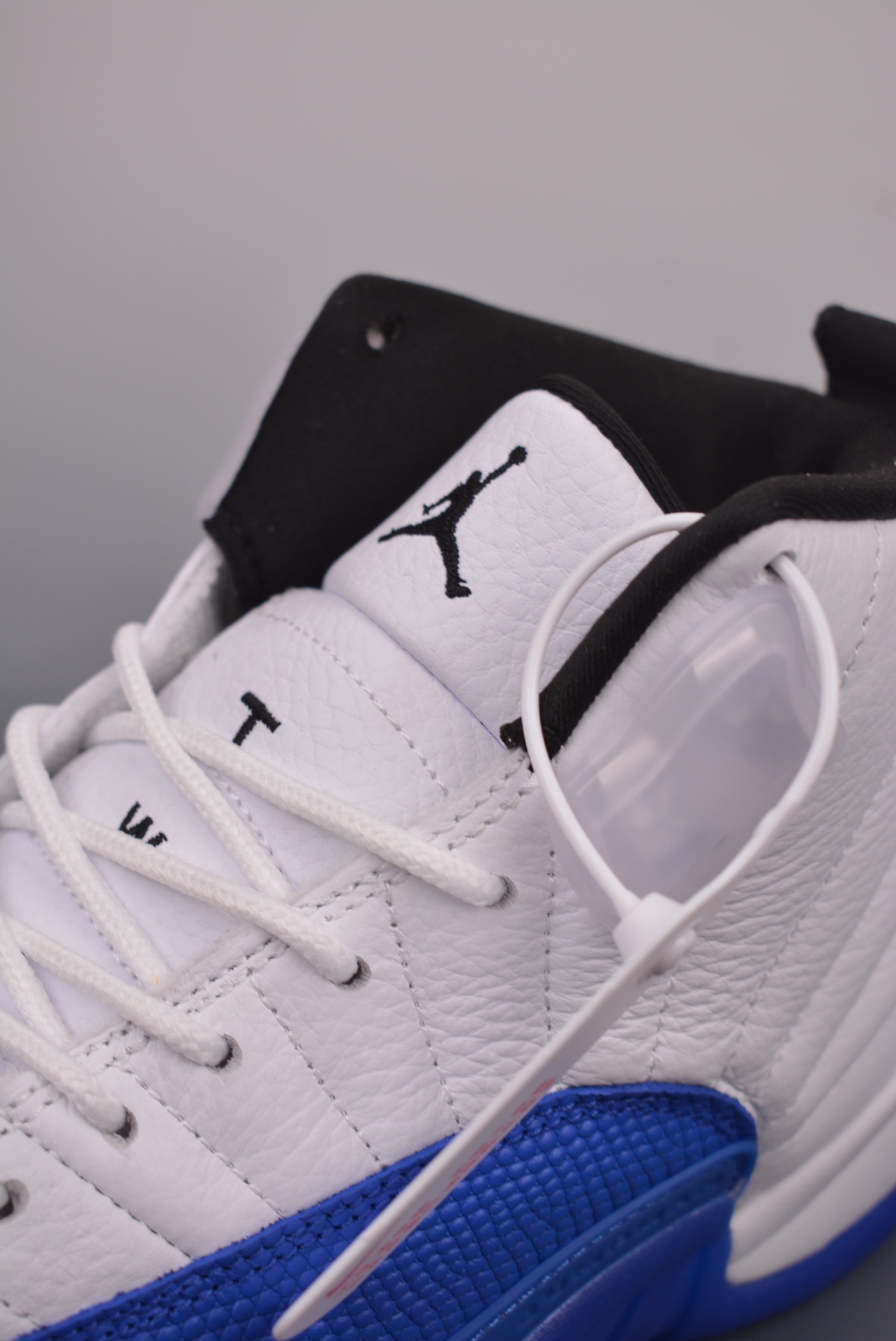 Air Jordan 12 Retro White Card Blue CT8013-140