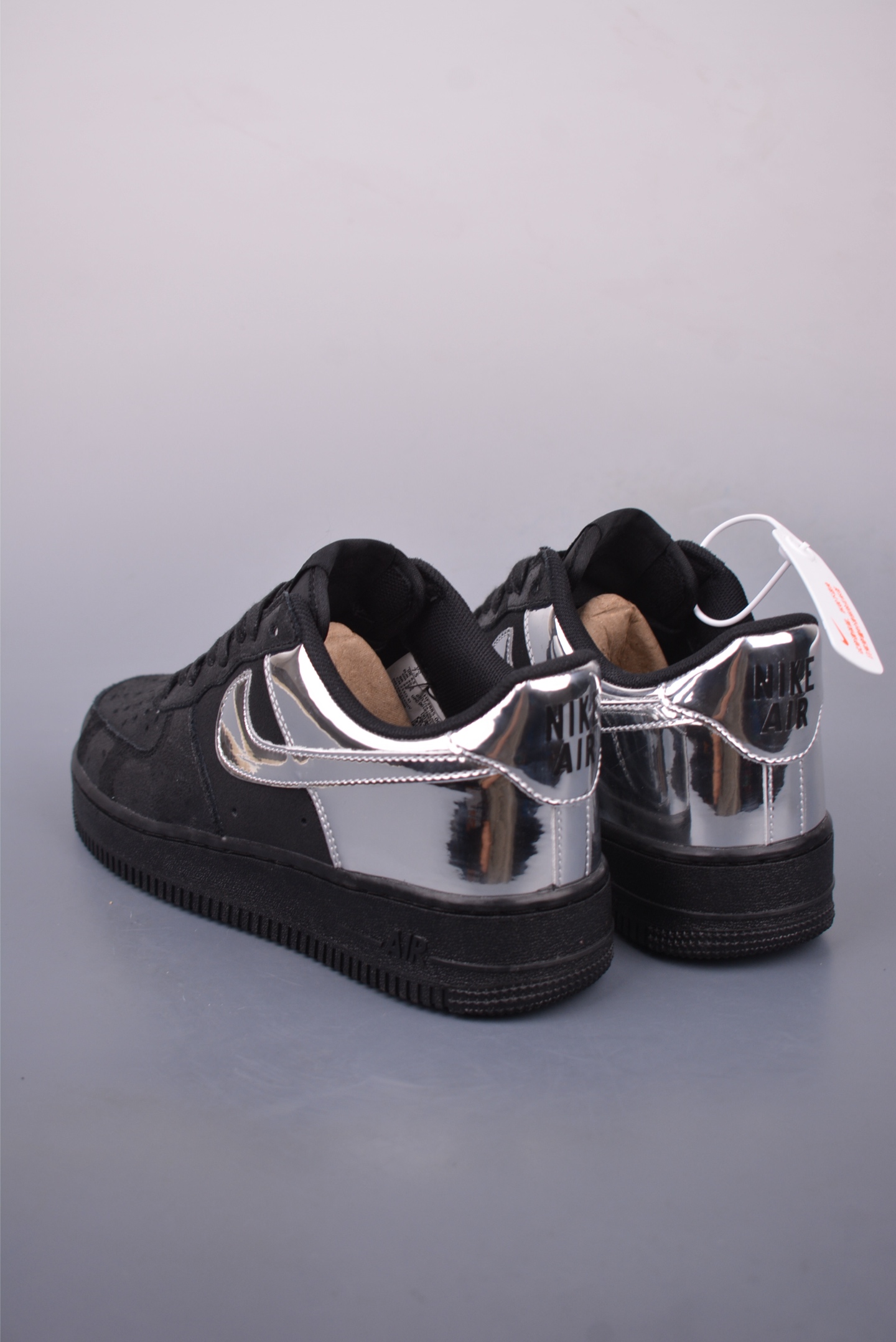 Nike Air Force 1 07 LV8 Low 