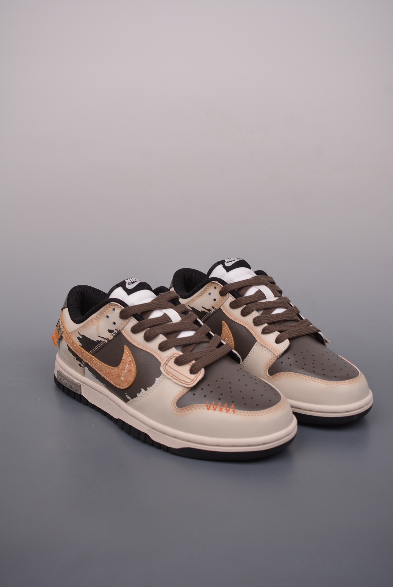 Nike SB Dunk Low Desert Storm Black and Brown Sandstorm Graffiti DD1391-100