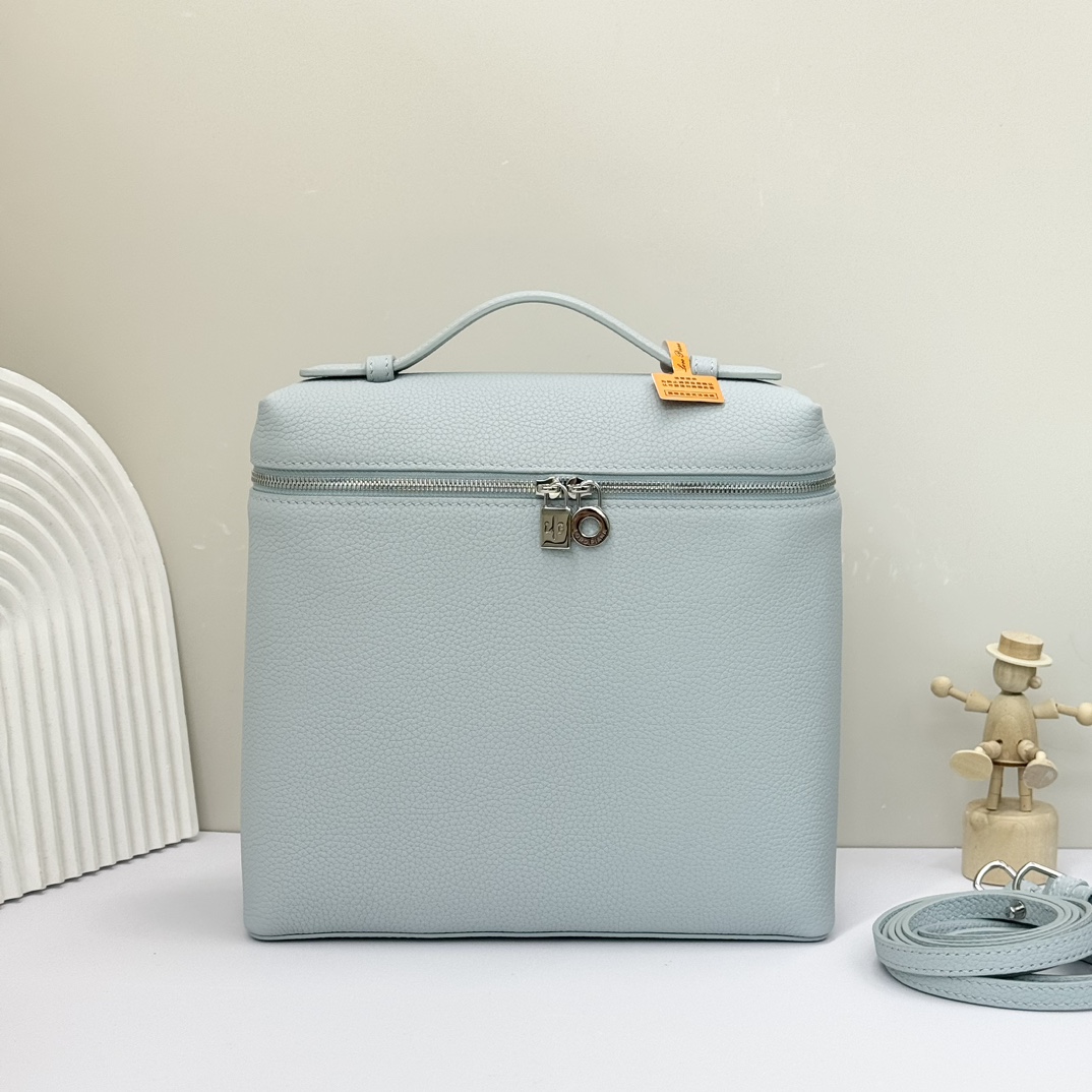 Loro Piana Extra poet L23.5 Square Backpack FAI6491
