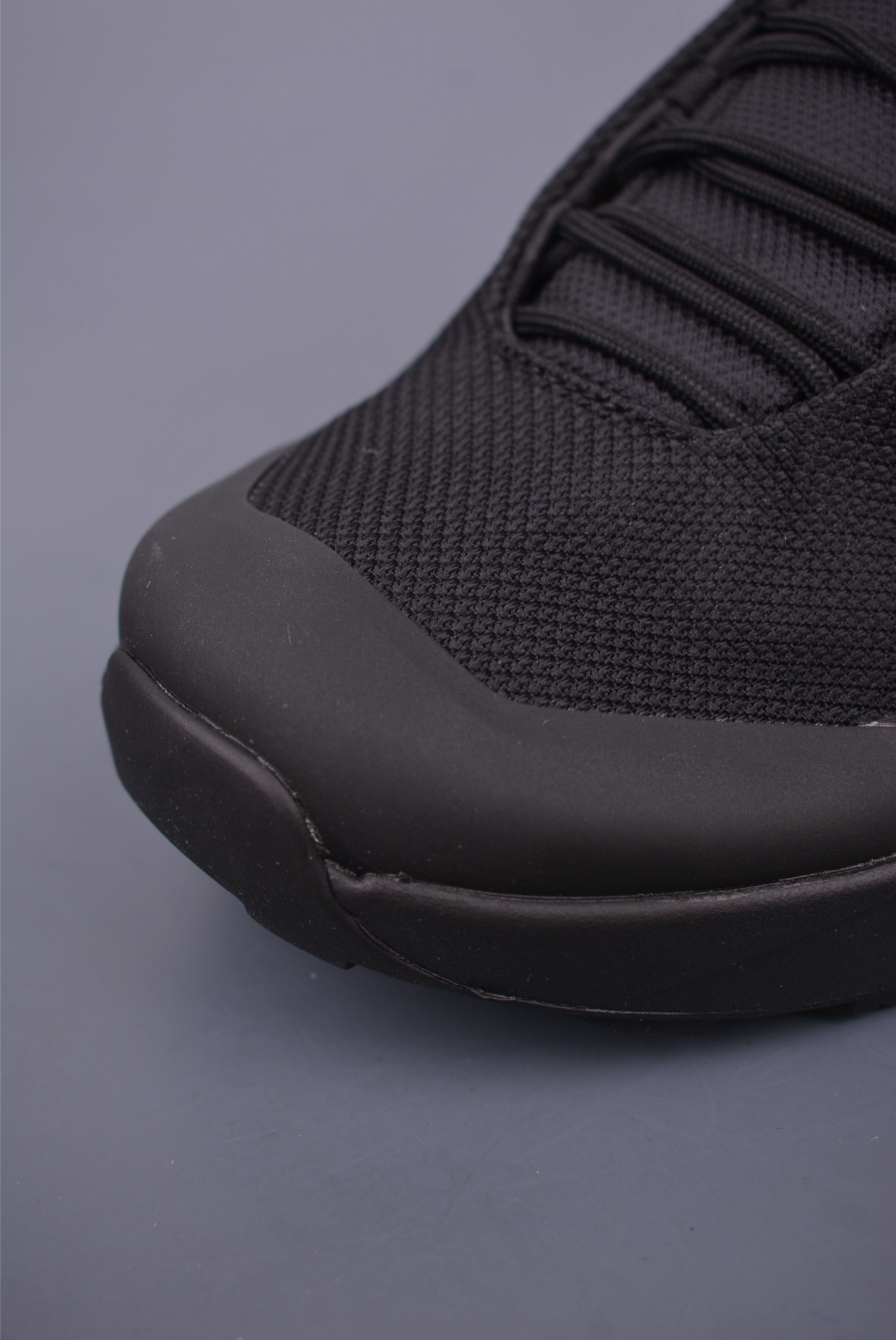 Arc'teryx Kopec GTX outdoor hiking shoes all black X000009208