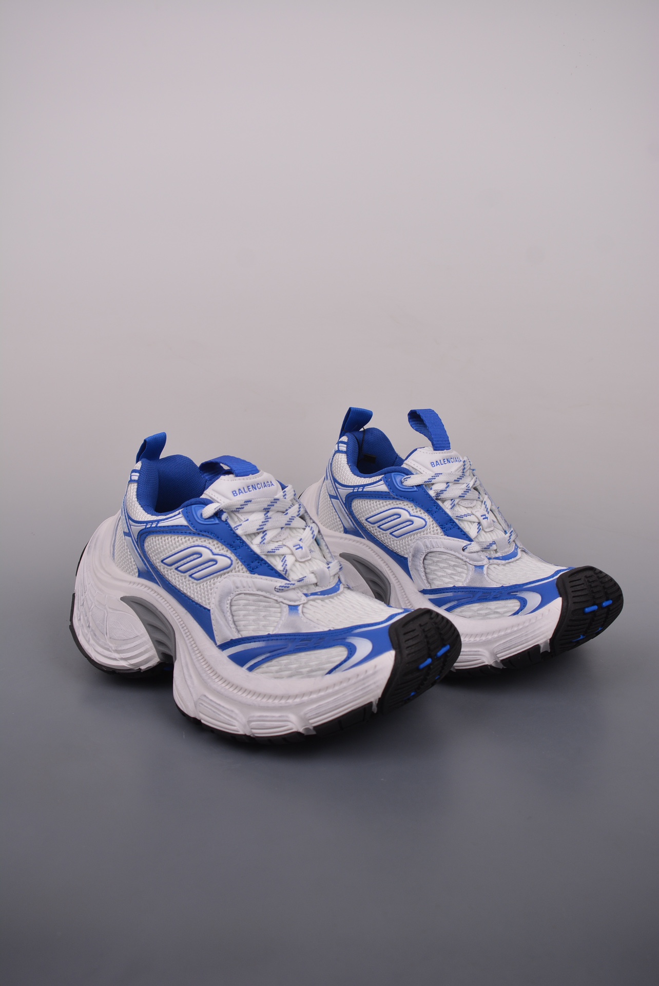 BALENCIAGA Cargo Sneaker 10XL blue and white distressed
