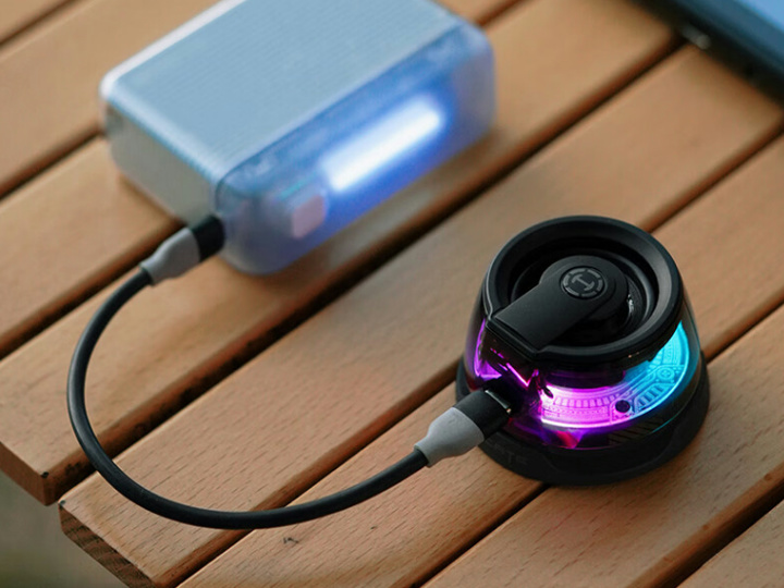 Magnetic Portable Bluetooth Speaker