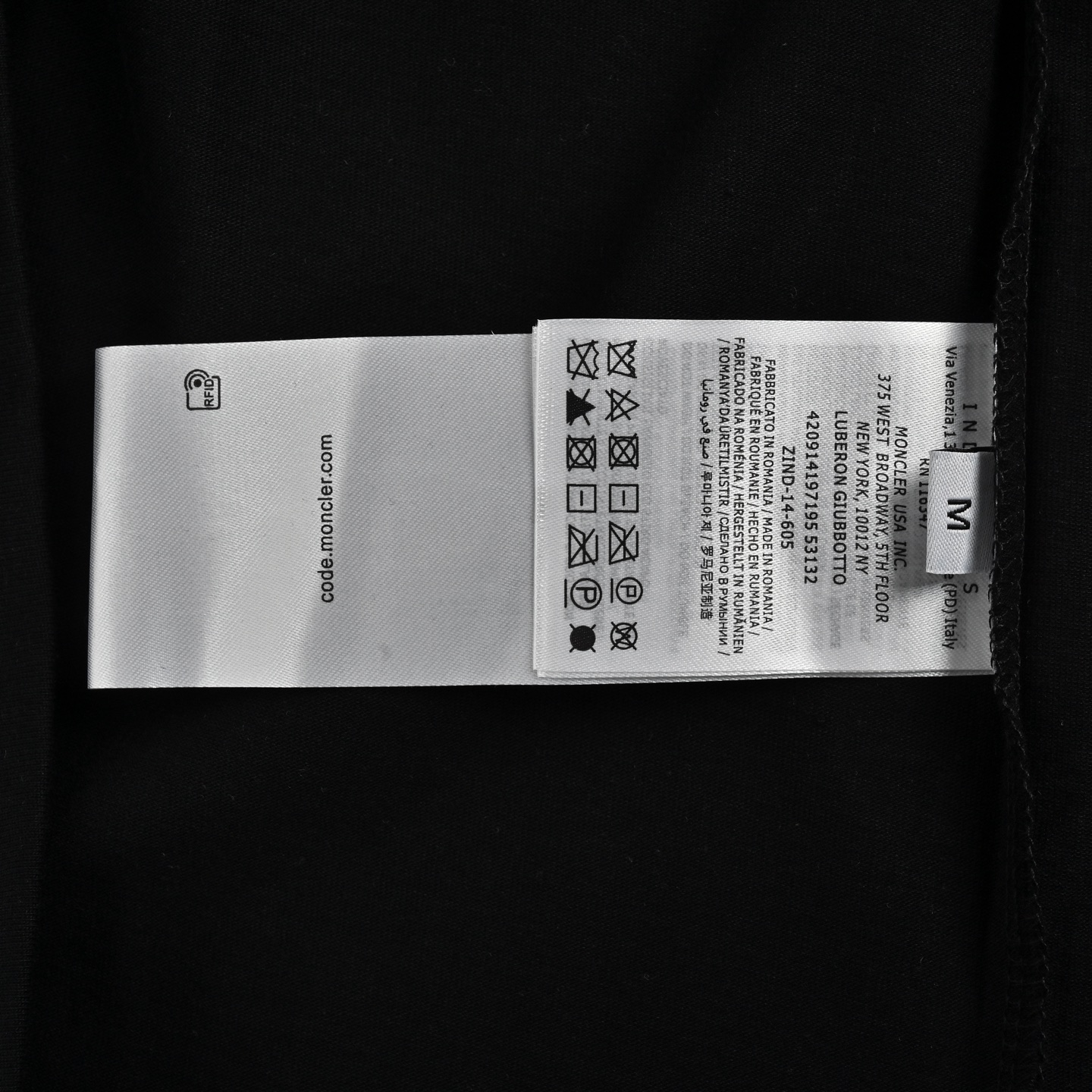 Moncler flocked letter print short sleeves