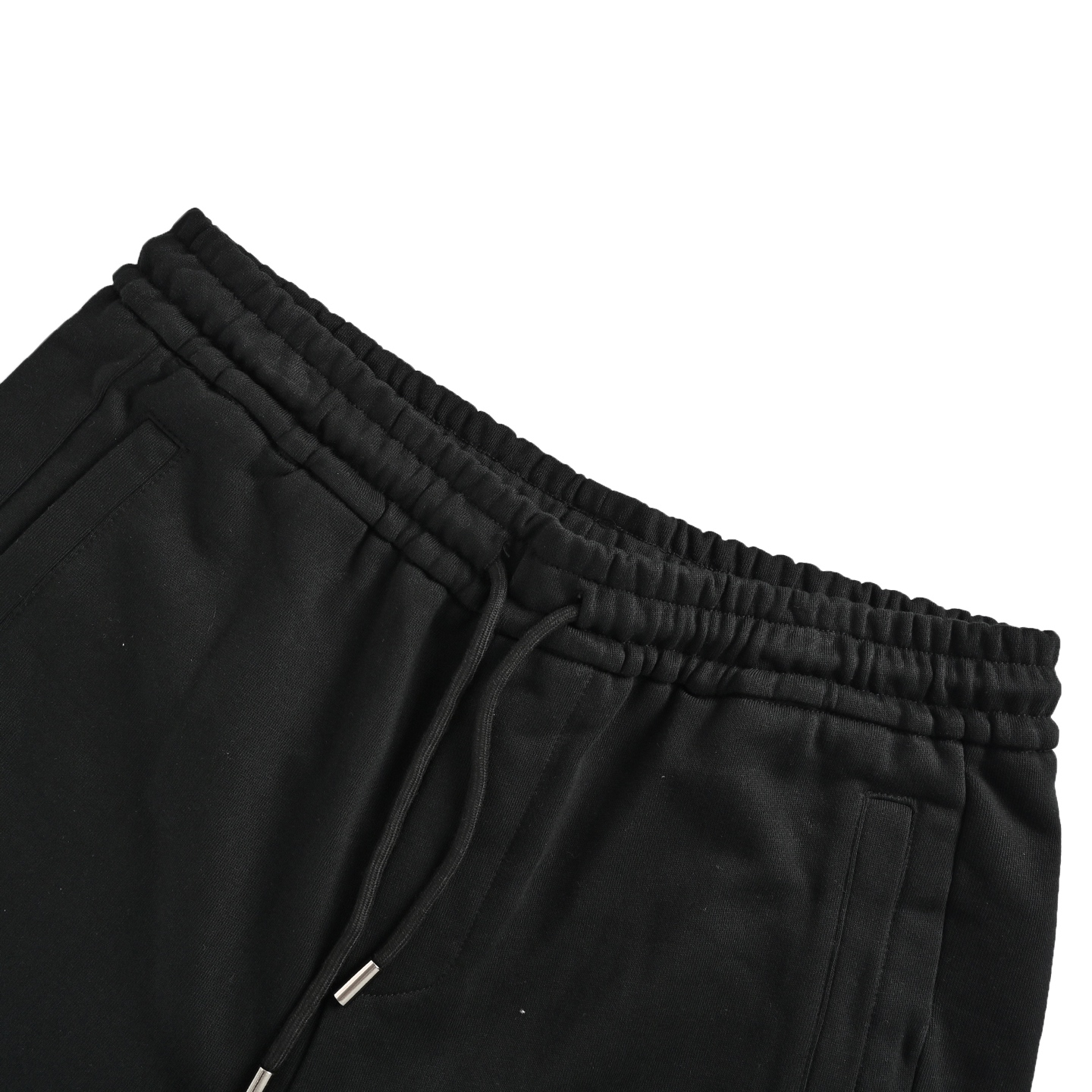 Moncler 25ss logo embroidered shorts
