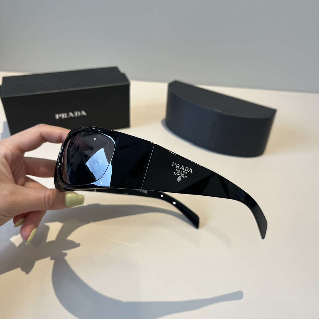 Prada round frame sunglasses