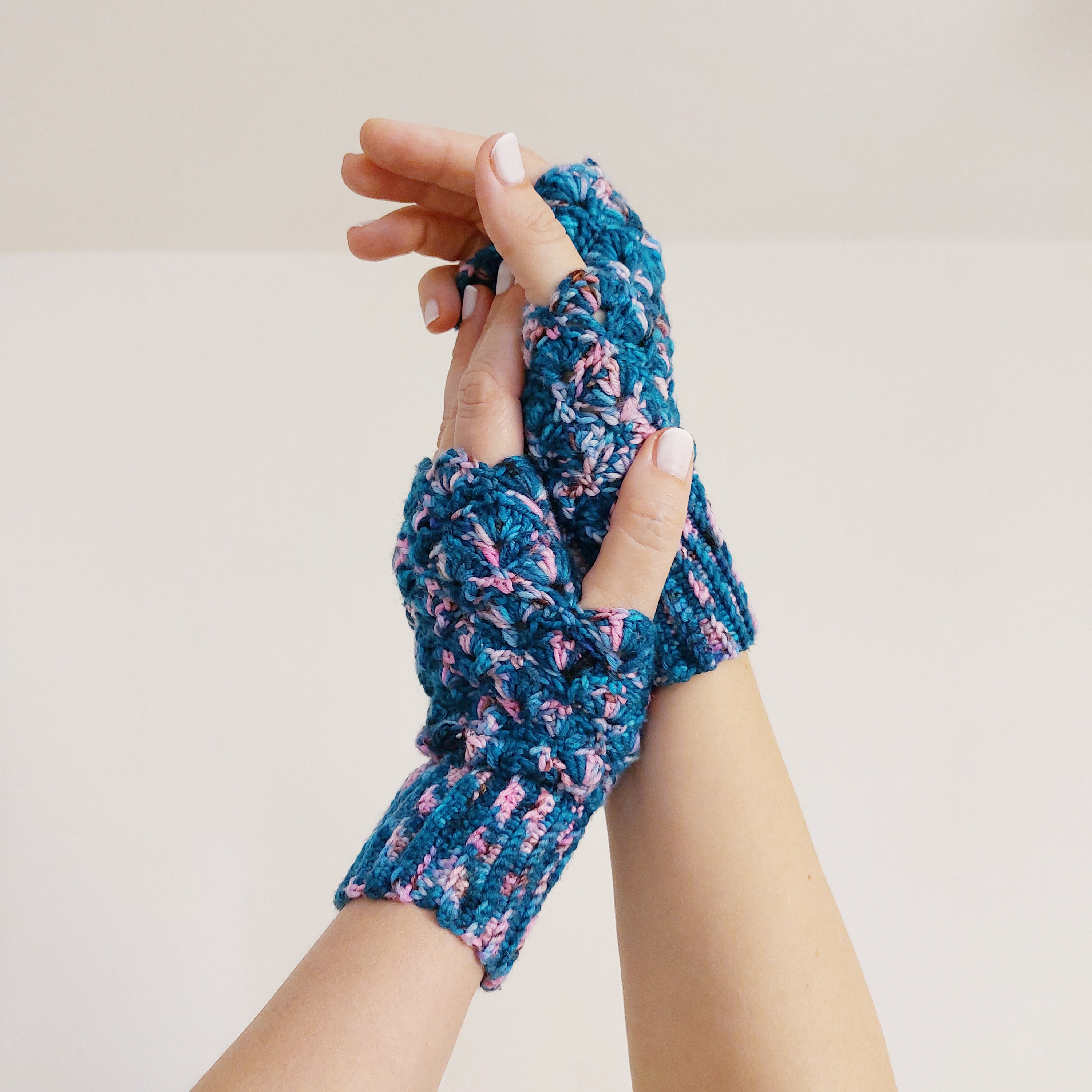 🎄CHRISTMAS ON SALE🔥Hand Knitted Premium Wool Cozy Fingerless Gloves