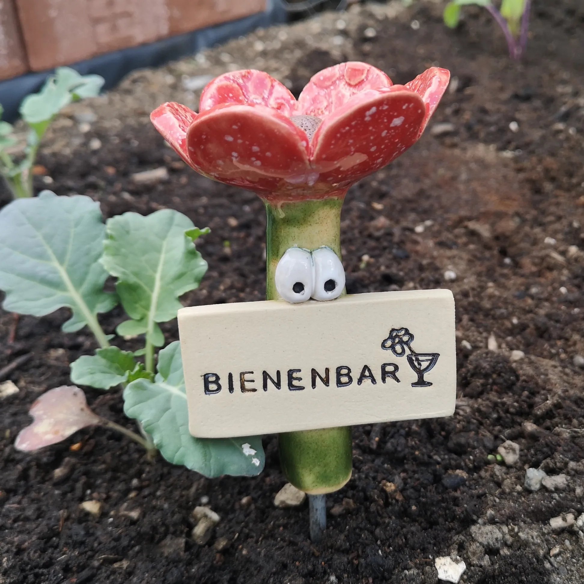 🐝Handmade Insect Drinkers – Fascinating Drinkers for Wild Bees and Insects💐