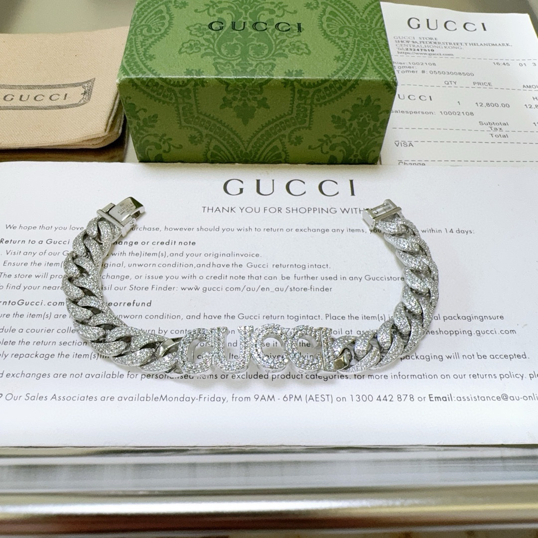 Gucci flat chain bracelet with diamonds