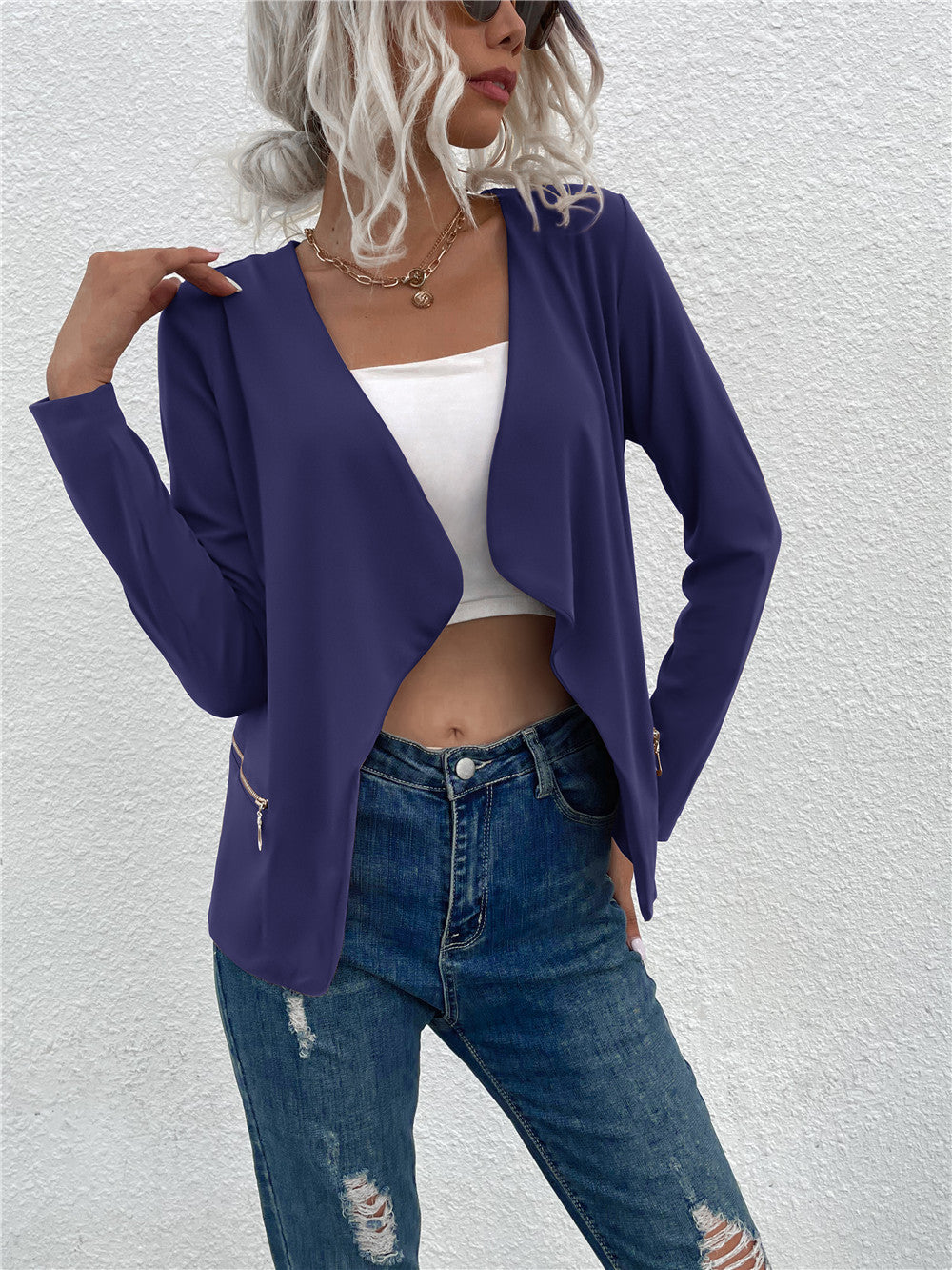 Suit Jacket with Lapel and Zipper Closure in Solid Color