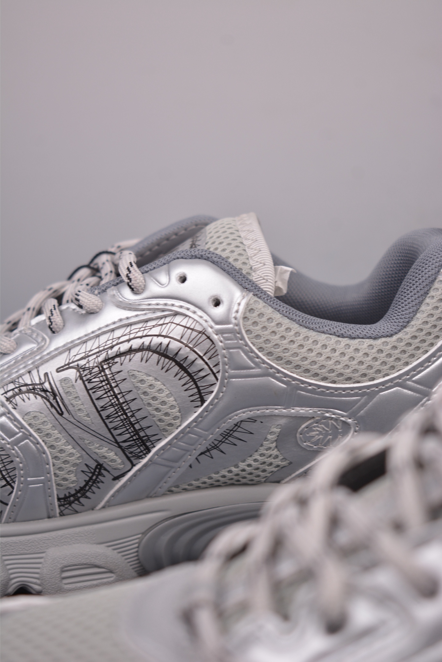 Dior Chrono Round Toe Lace-Up Running Shoes 12040221526