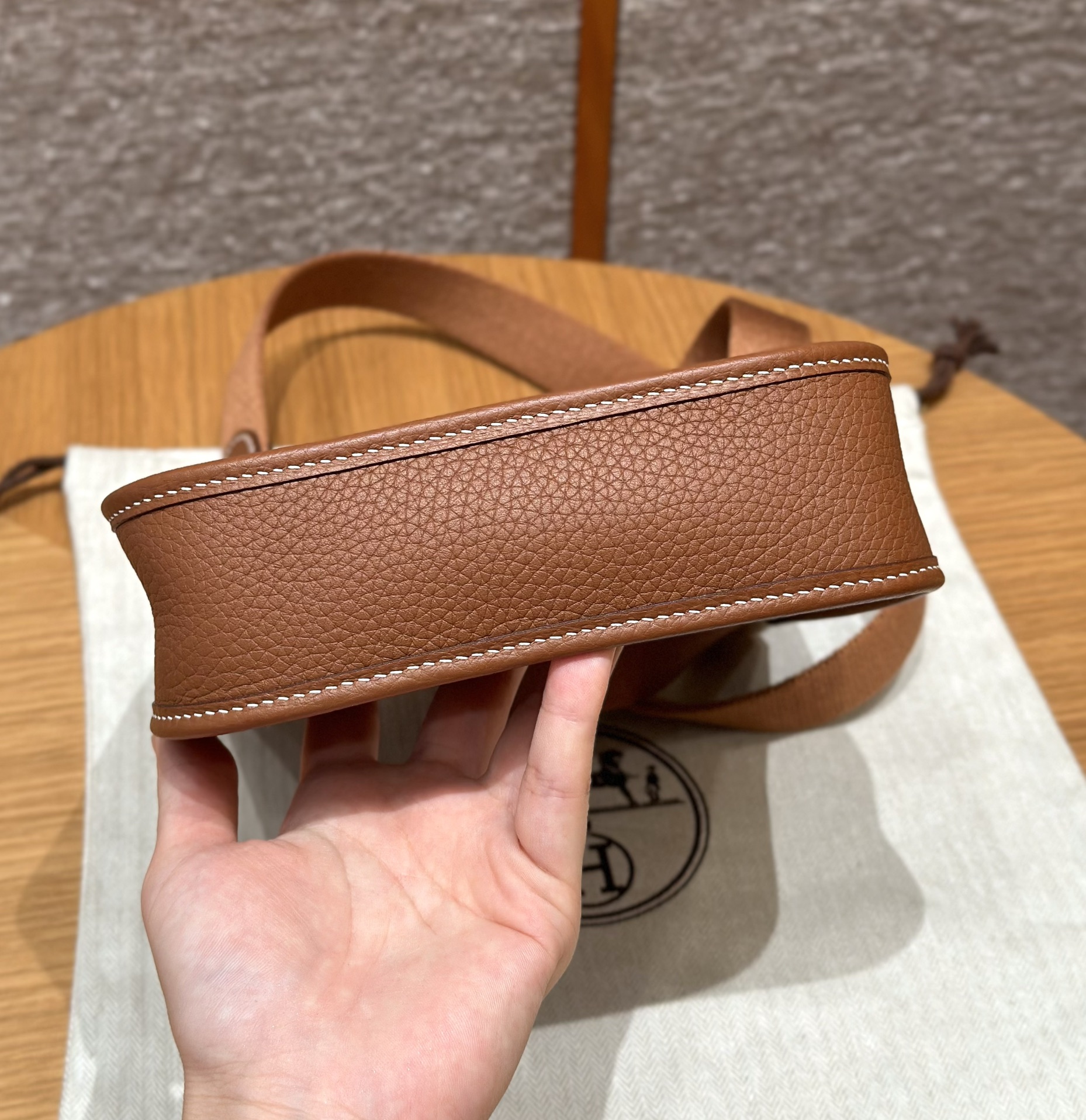 Hermès Evelyne 37gold handbag (handmade to order)