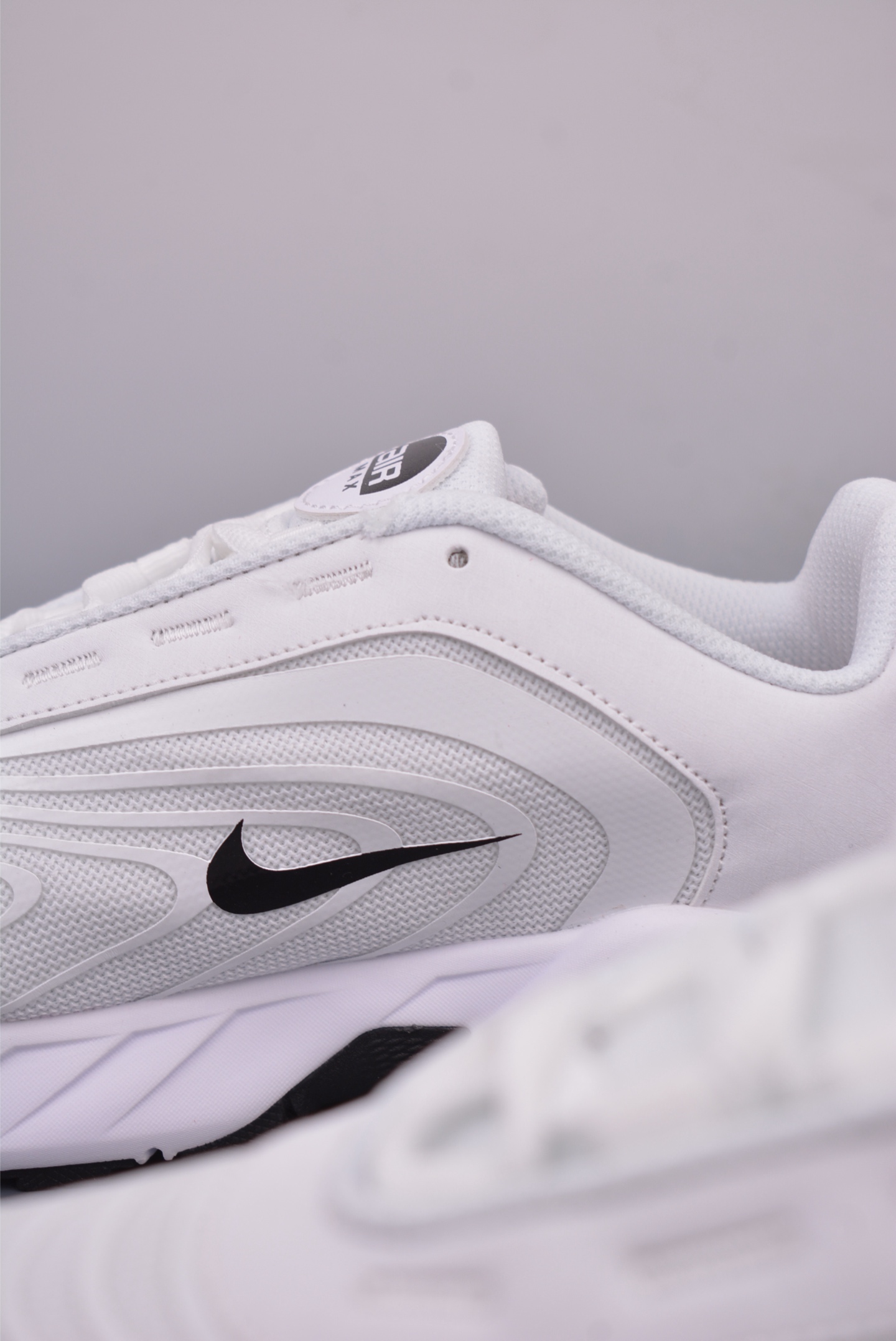 NIKE AIR MAX FIRE 2025 