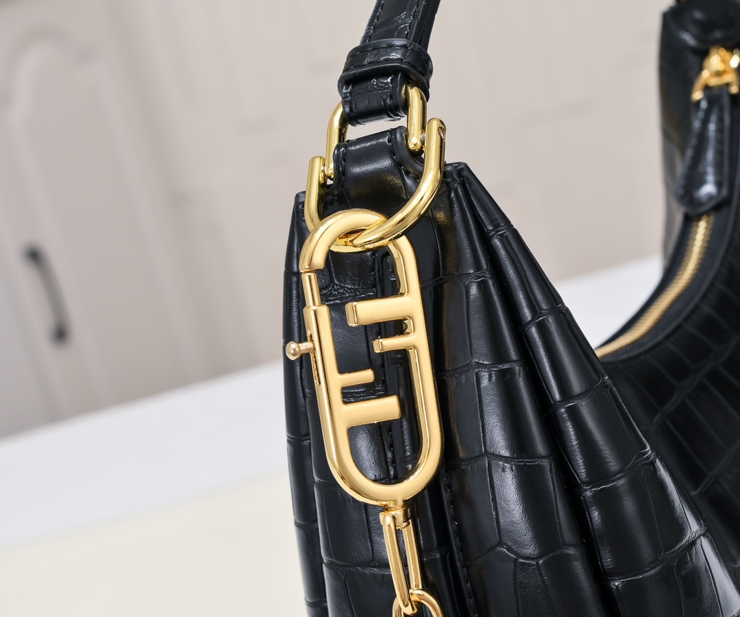 FENDI gray underarm large bag 2196