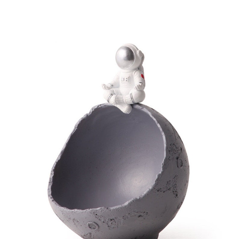 (🌲CHRISTMAS SALE NOW-48% OFF) Key storage Astronaut decor