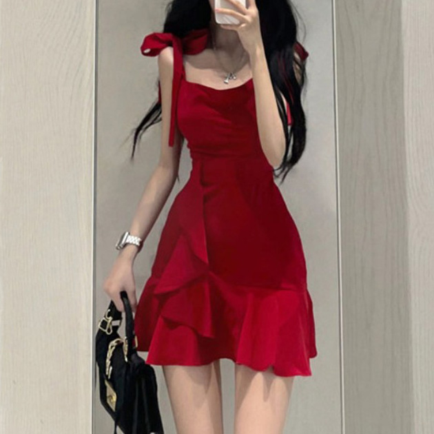 Pure wind spicy girl red dress with suspenders Temperament Slim waist