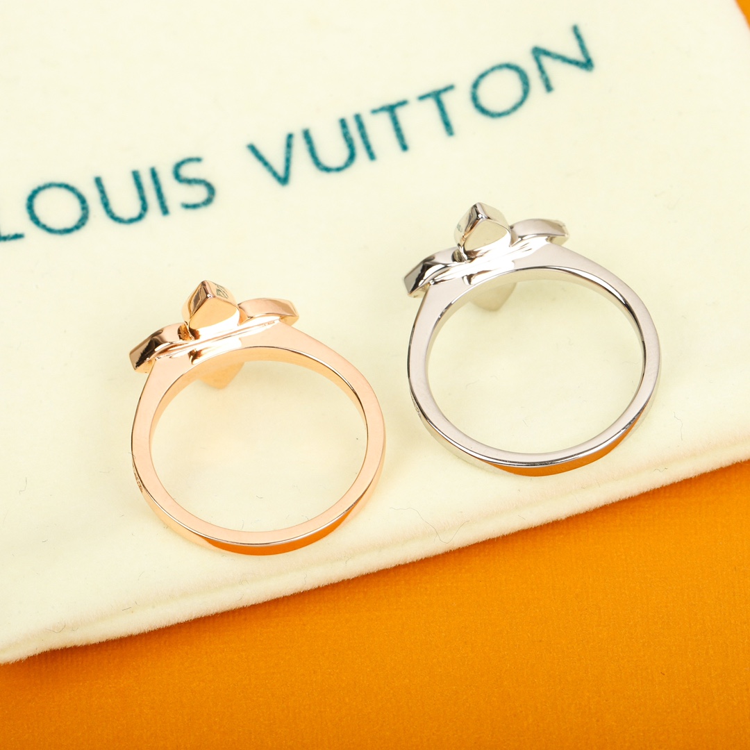 Louis Vuitton STAR BLOSSOM RING