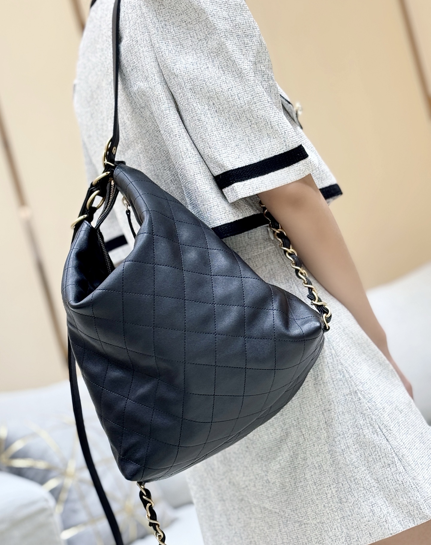 Chanel 25S Spring/Summer Collection Hobo Bag AS5523 00158