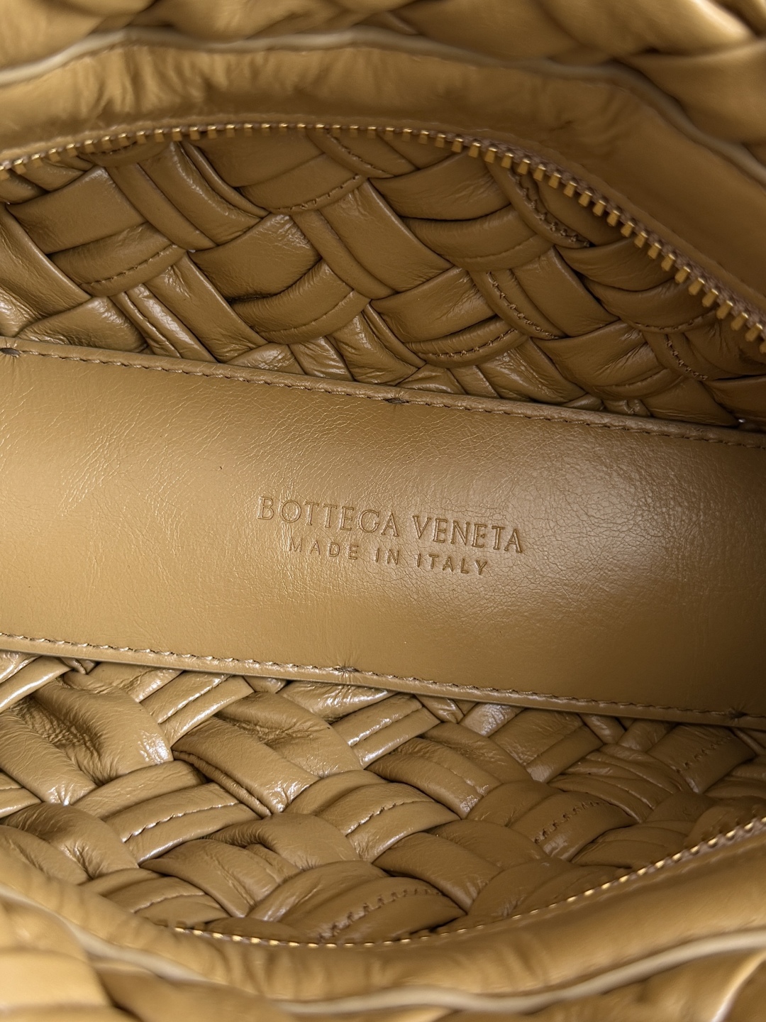 Bottega Veneta Kalimero cha cha woven handbag 785780