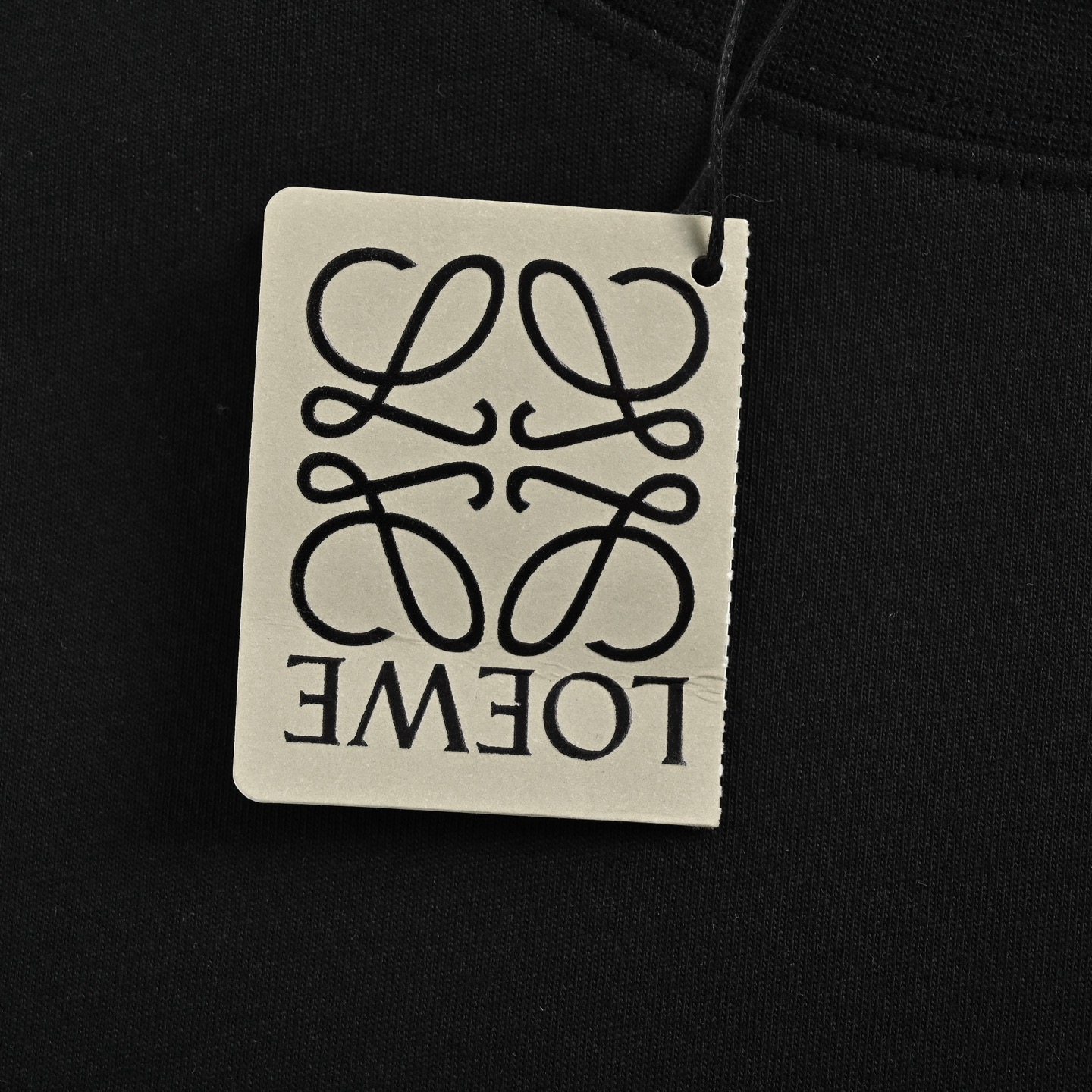 Loewe 25ss short sleeve with embroidered logo on pocket