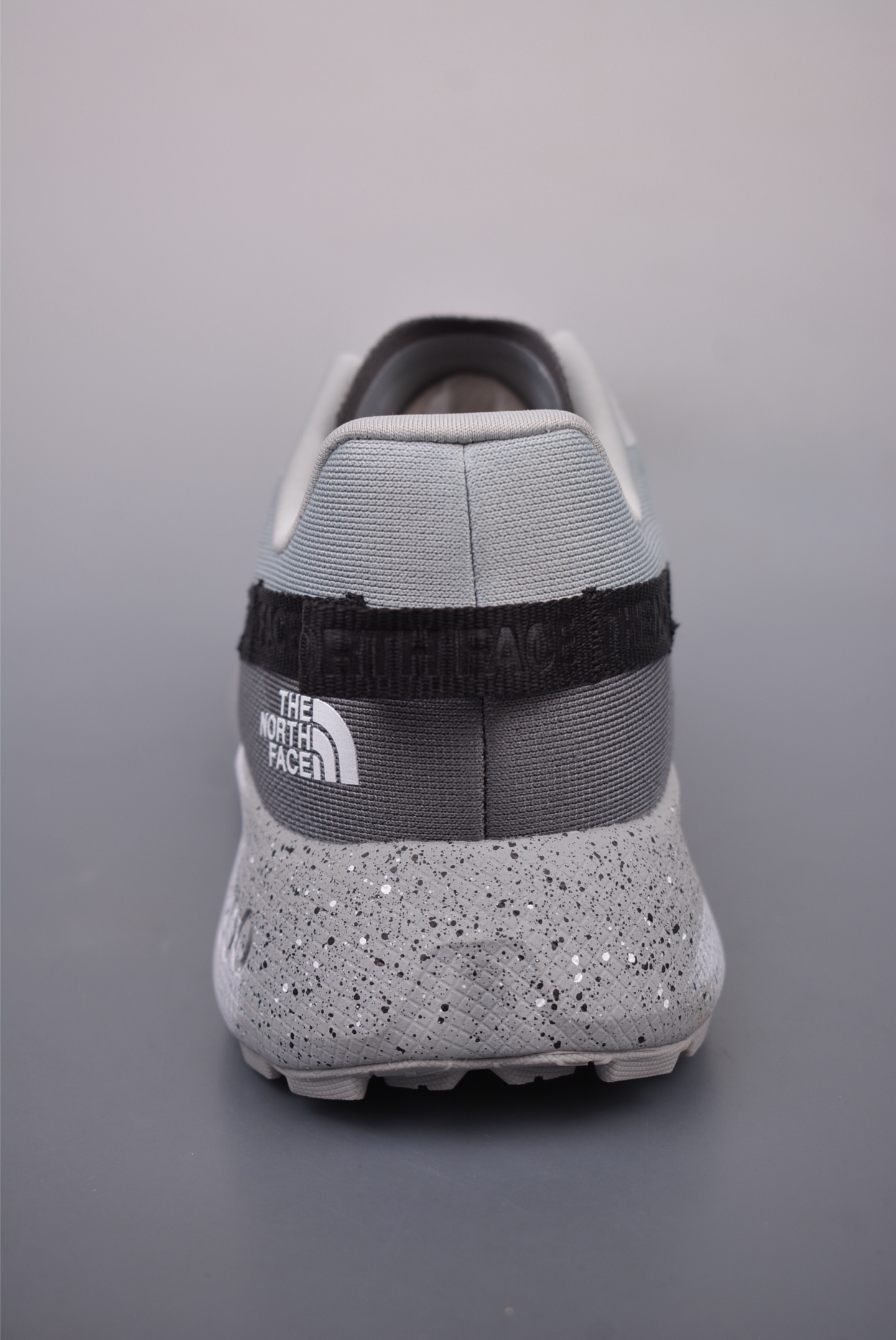 The North Face Altamesa 300 sneakers grey NF0A8A9RRO5-085