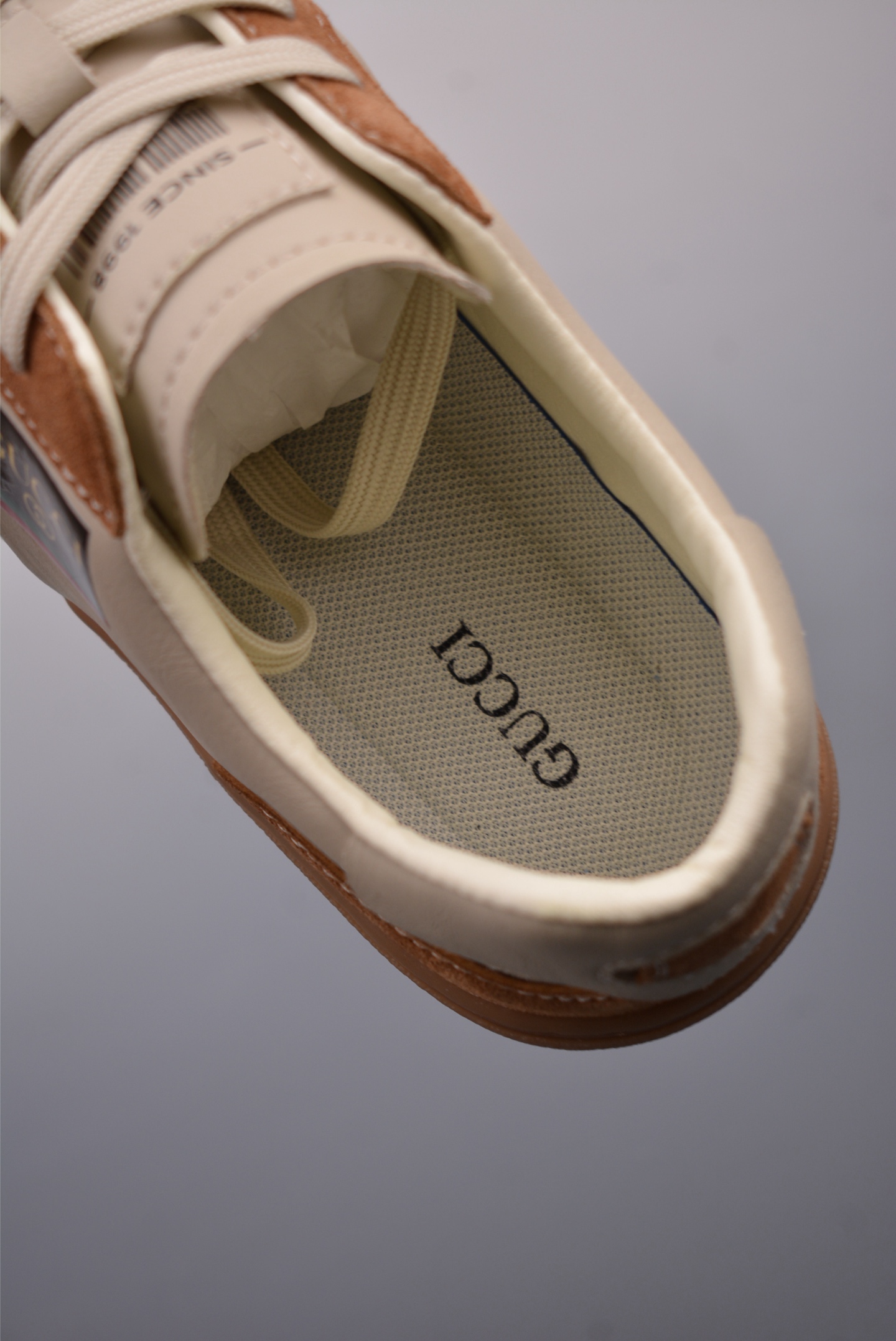 GUCCI T-head Dexun sports shoes brown and white
