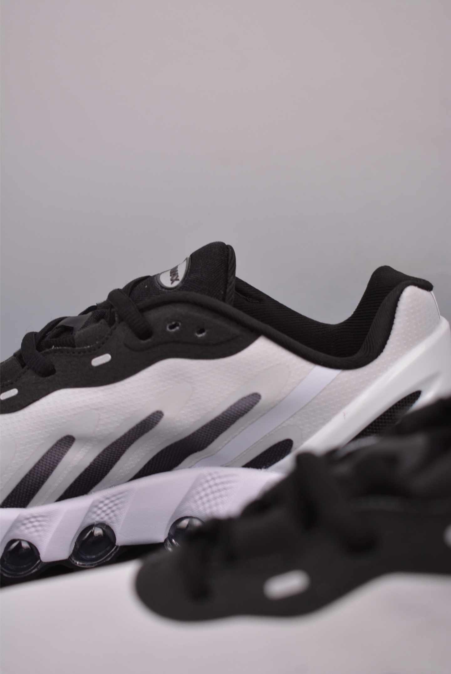 Nike Air Max DN8 Black and White Zebra Print FQ7860-009
