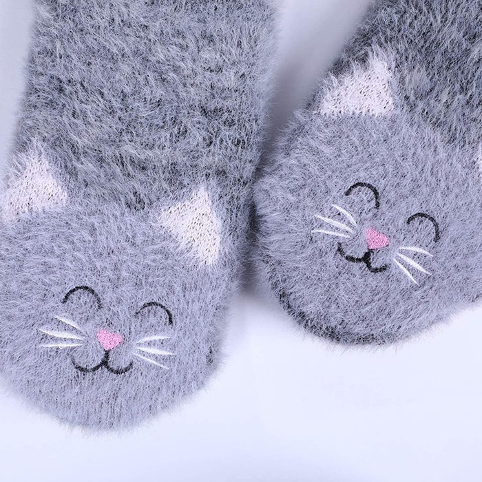 🔥Women Fuzzy Cat Socks with Grippers