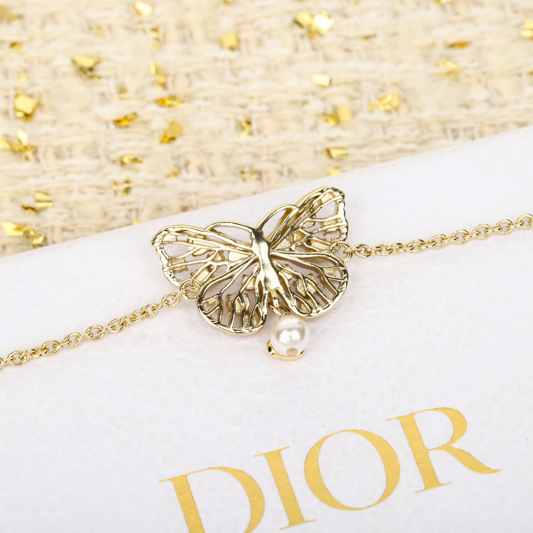 Dior hollow butterfly bracelet