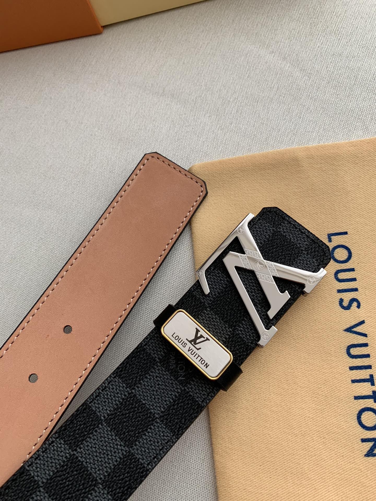 Louis Vuitton Plaid Oldskin Calfskin Men's Belt 3.8CM Width