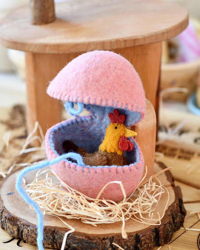 🐣Surprise Easter Egg from Wool Felt
