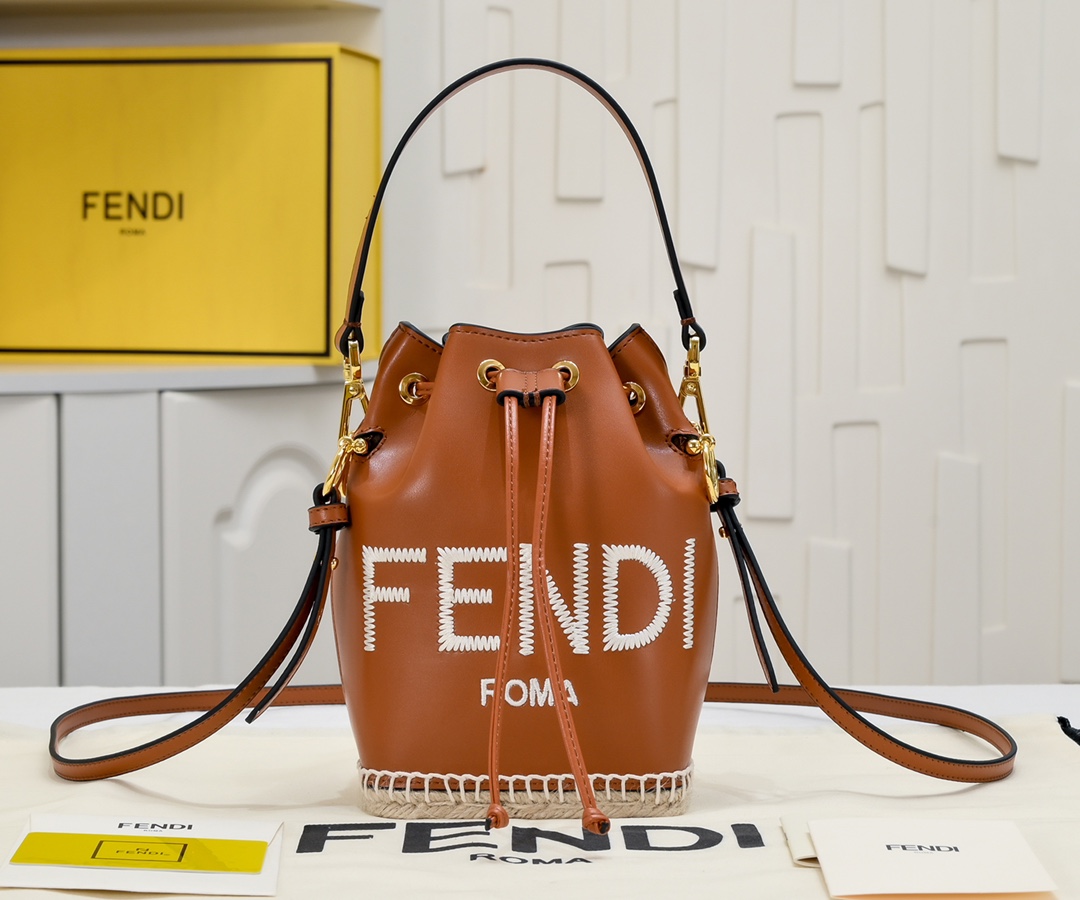 FENDI Roma series Mon Tresor small bucket bag 4405