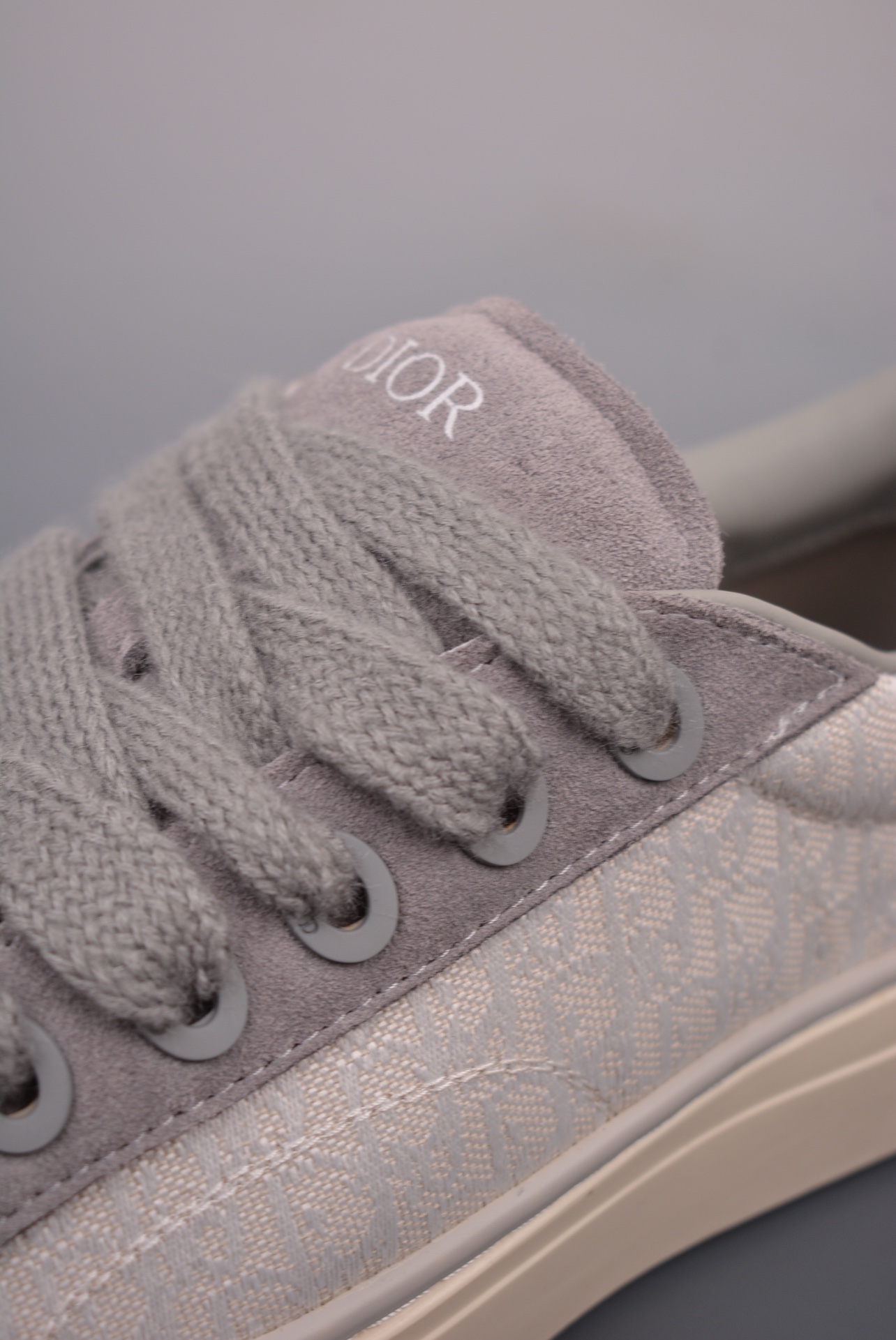 Dior B33 Low Top Sneakers Oblique dark grey off-white 3SN303ZWN_H860