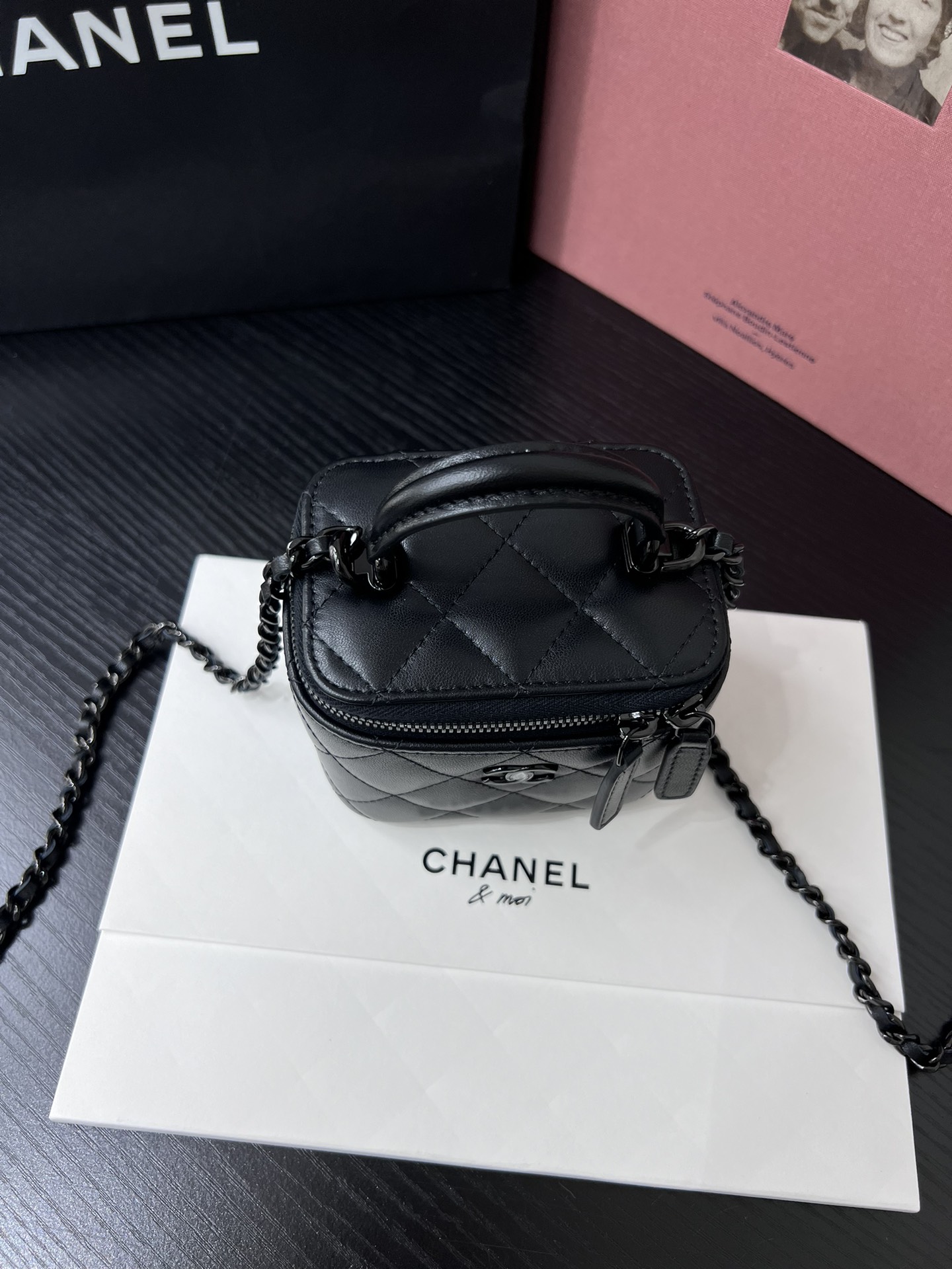 Chanel 24A Tote Box Bag AP2198