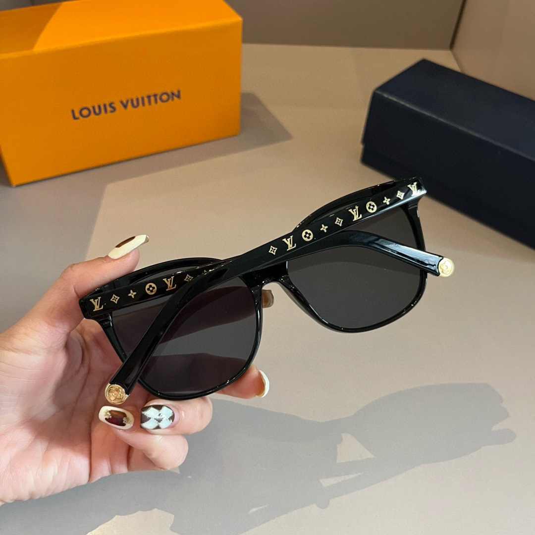 Louis Vuitton Square Frame Sunglasses