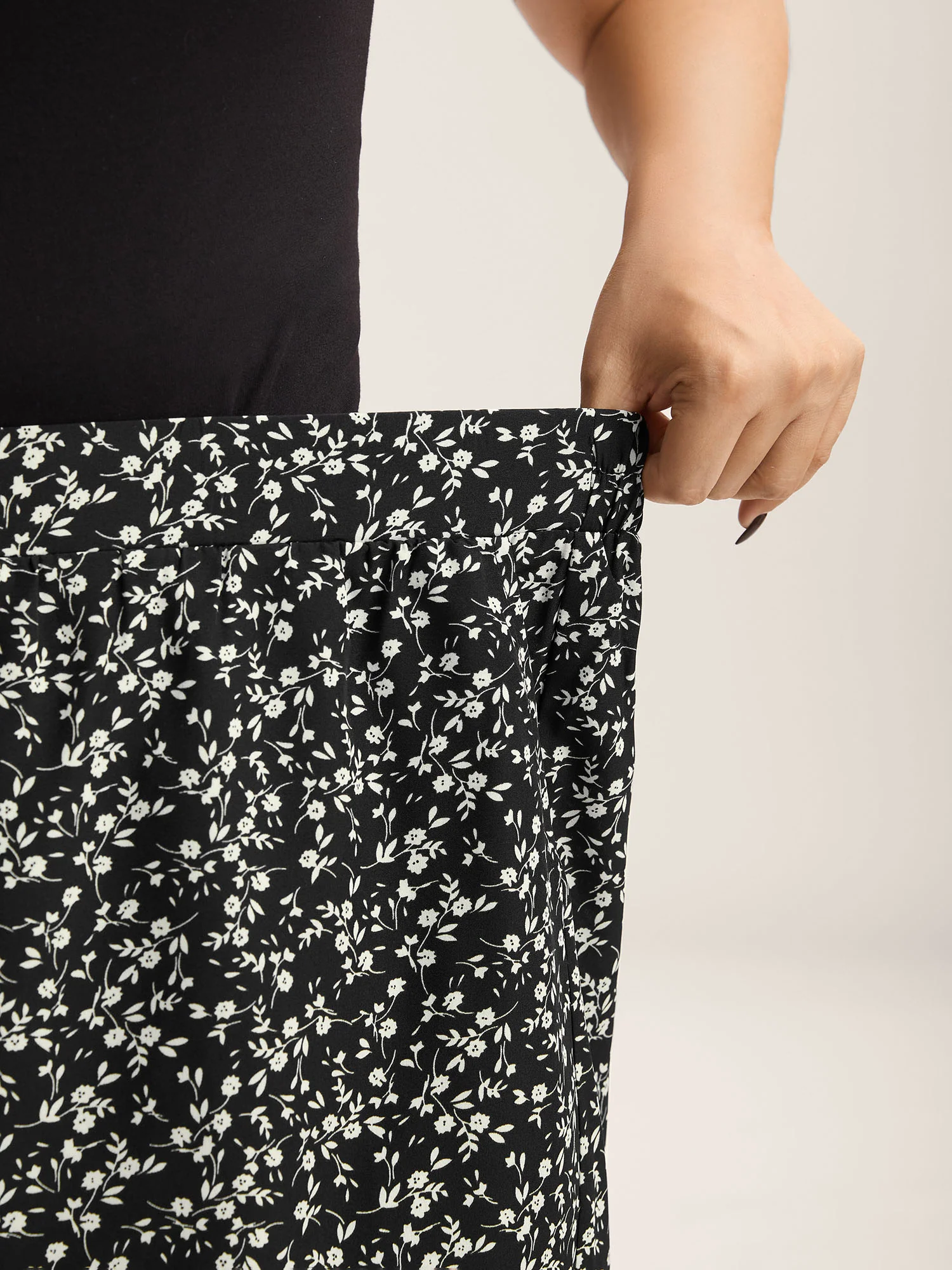 Floral Print Wide-Leg Shorts