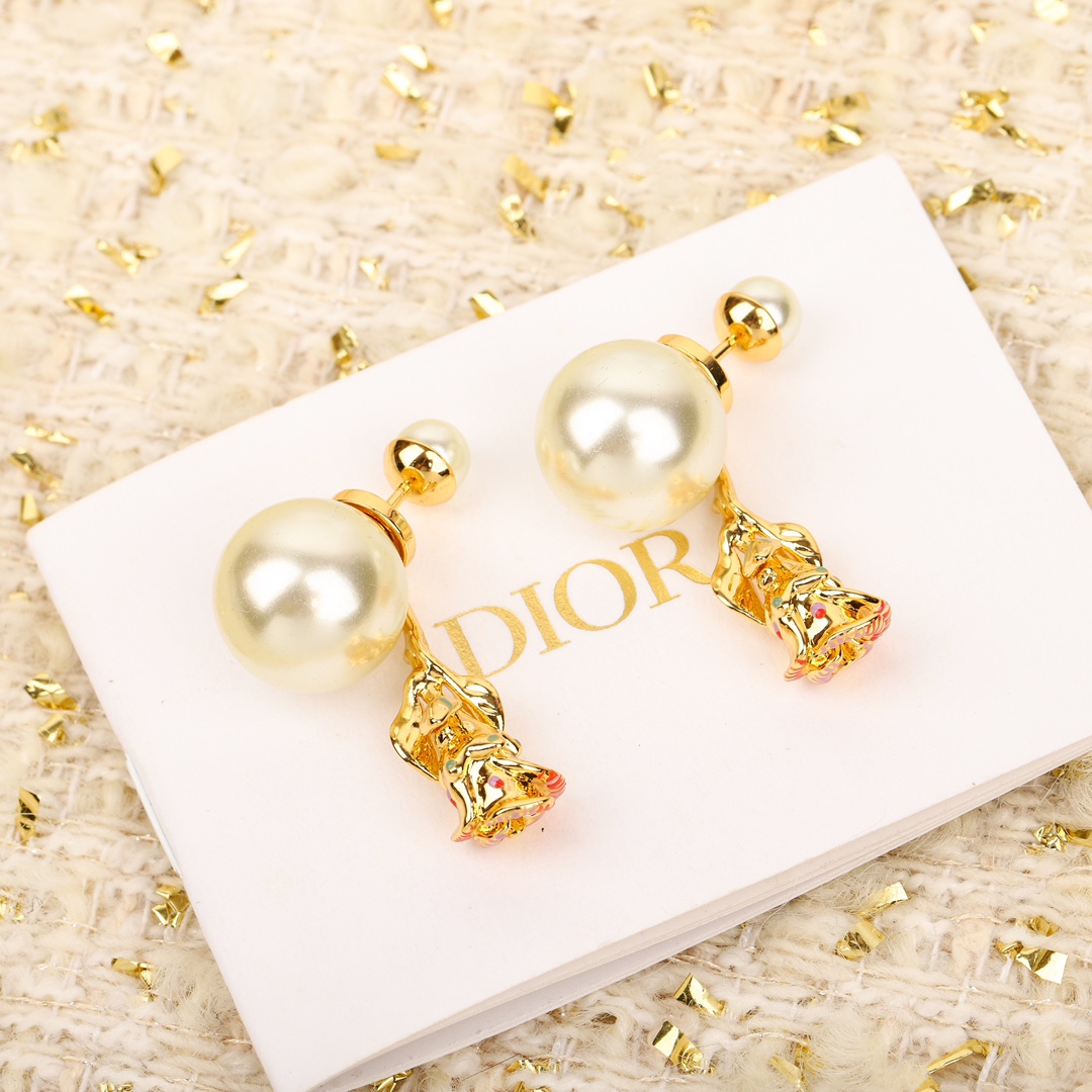 Dior Rose Earrings